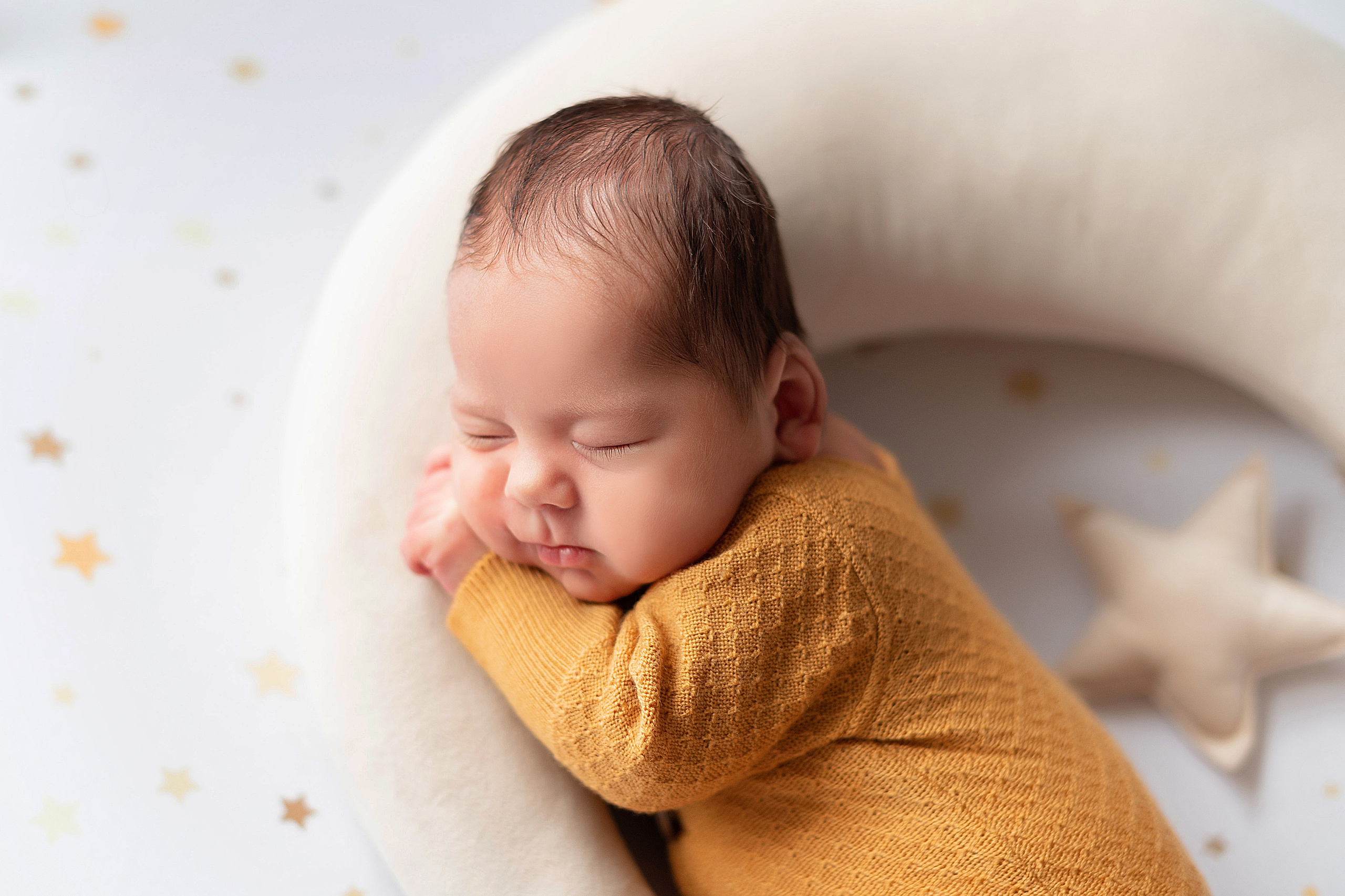 Всеволод. Детский и семейный фотограф в Красноярске. Фотосессии новорожденных малышей до 1 месяца