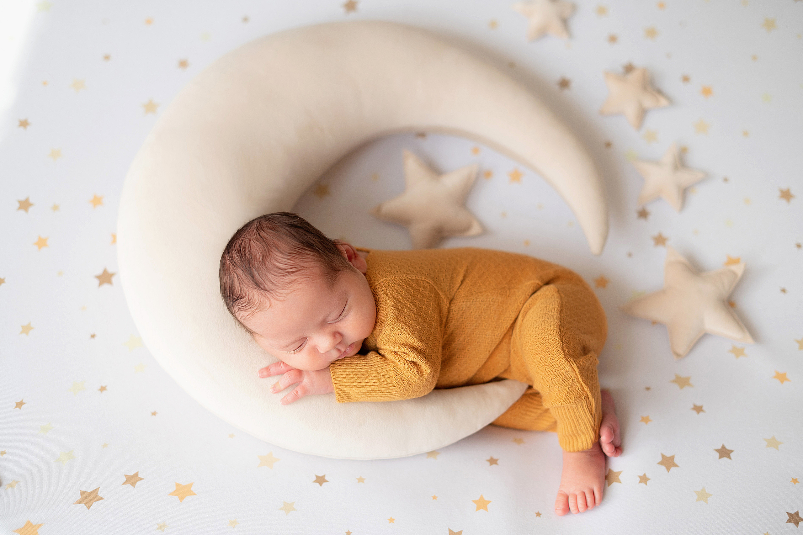 Всеволод. Детский и семейный фотограф в Красноярске. Фотосессии новорожденных малышей до 1 месяца