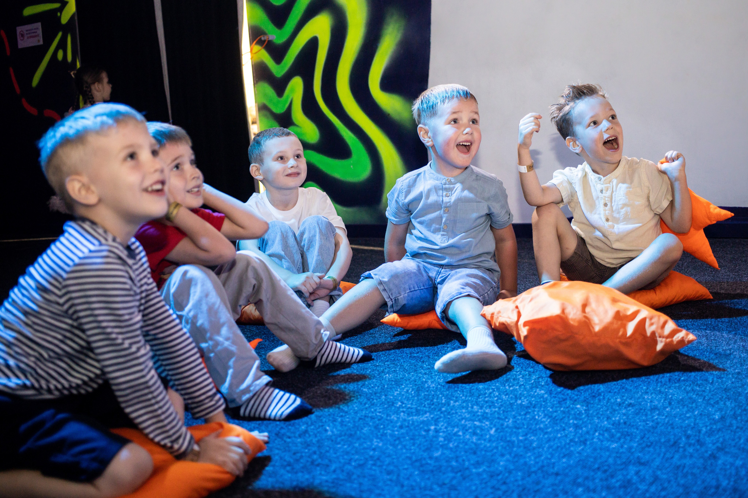 Марату 5. Фотографии с любовью