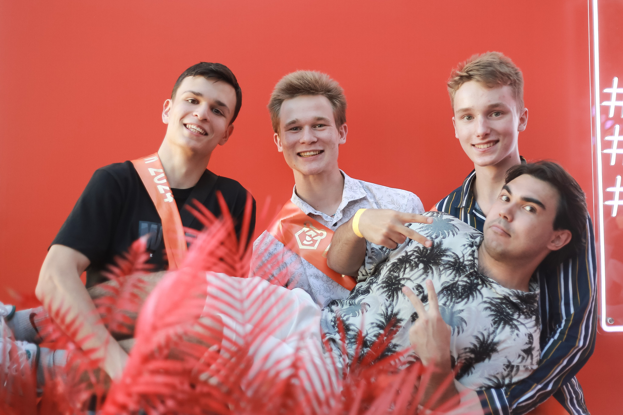 Выпускной УМСКУЛ. Клуб Джипси. Антонина Морозова, профессиональный семейный фотограф видеограф