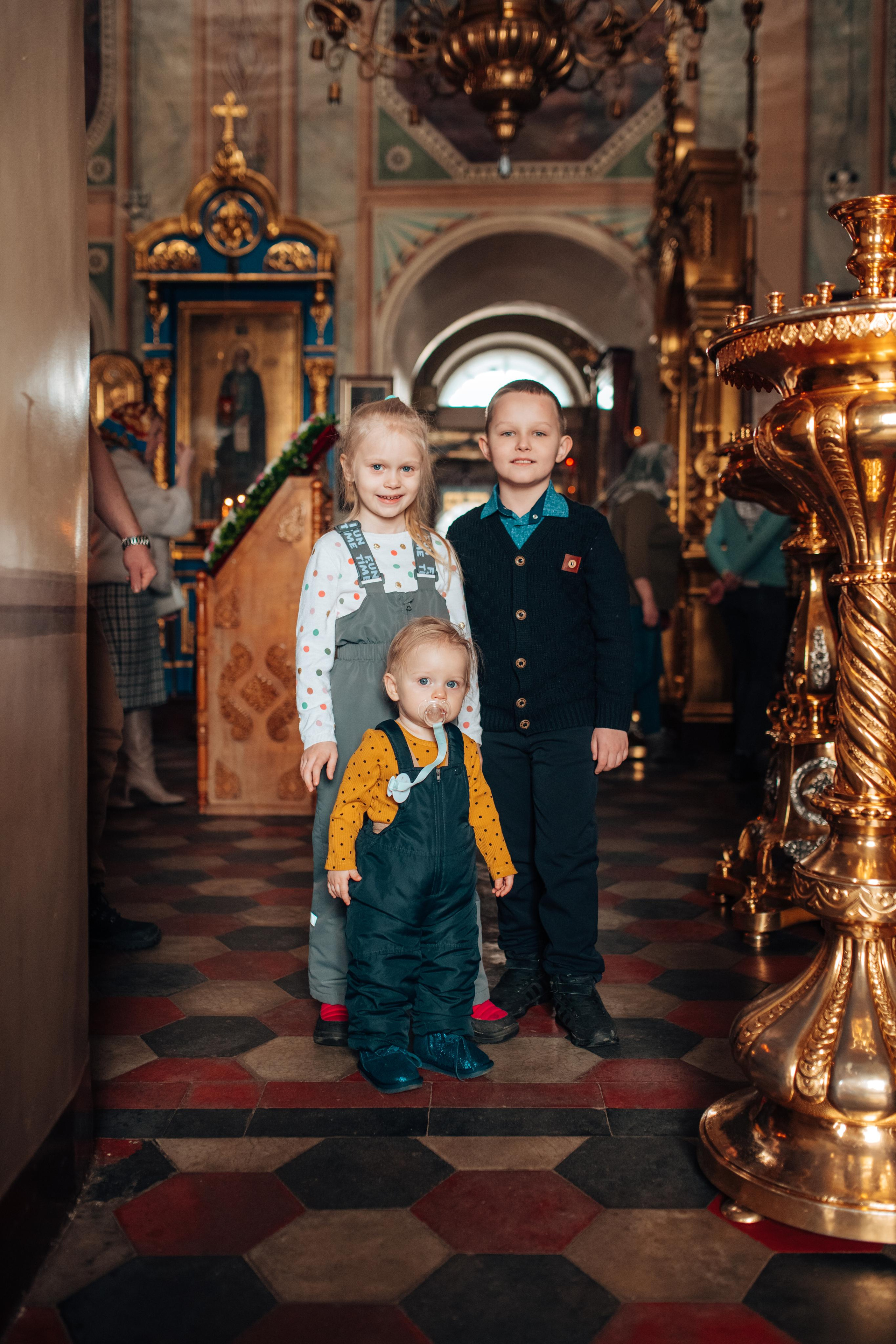 Крещение Веры. Фотограф Алла Елисеева