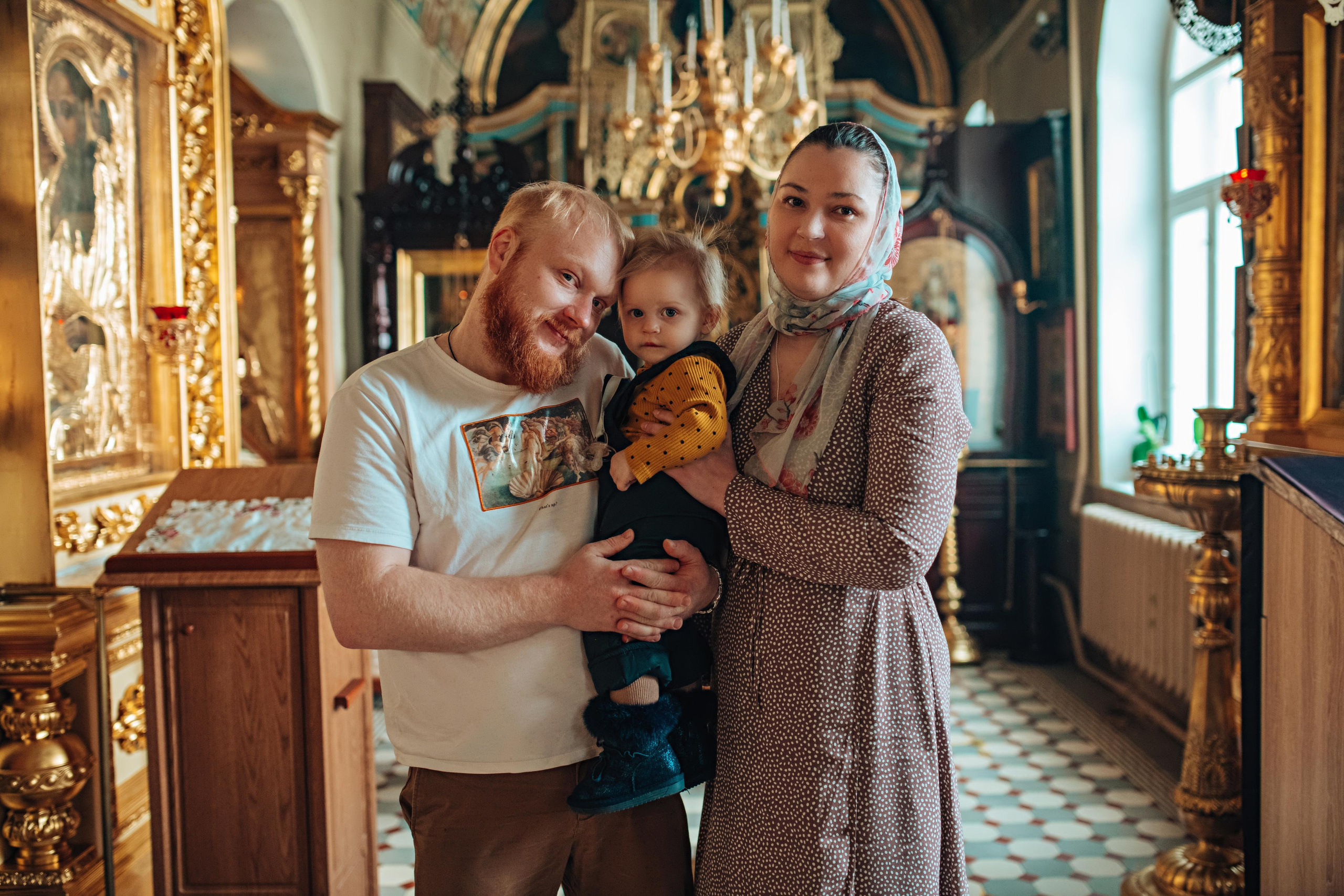 Крещение Веры. Фотограф Алла Елисеева