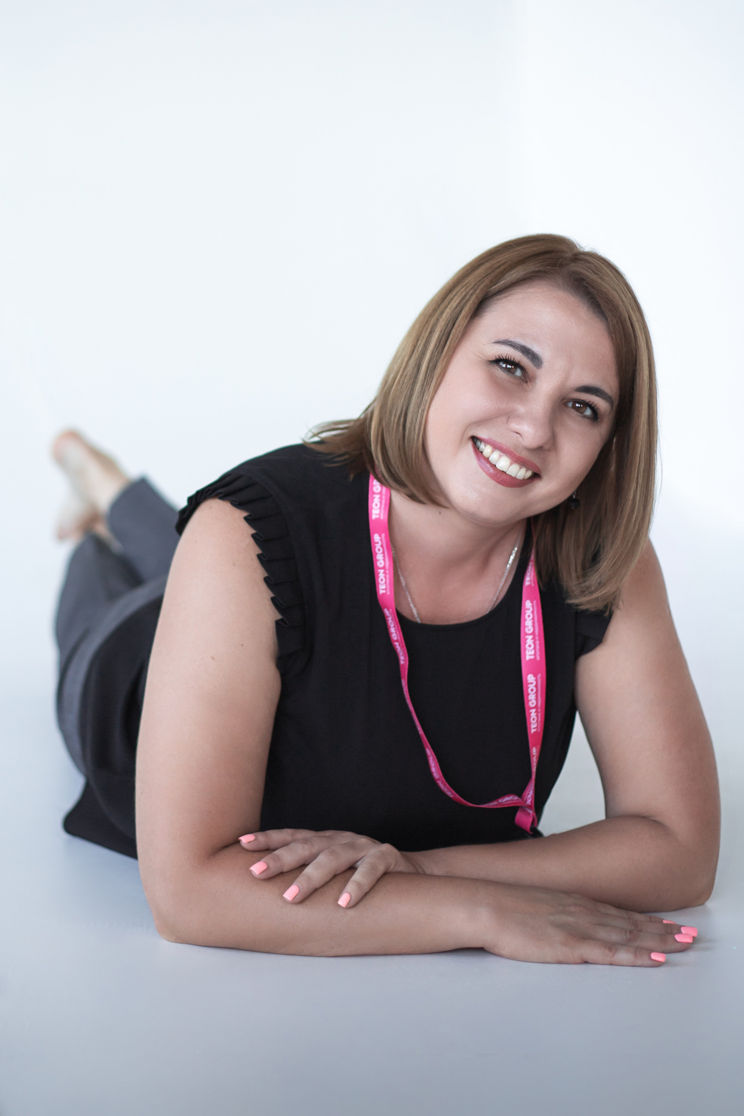 TEON Group_бизнес-портрет сотрудников. Фотограф Воронеж, Новая Усмань Мария Бублик