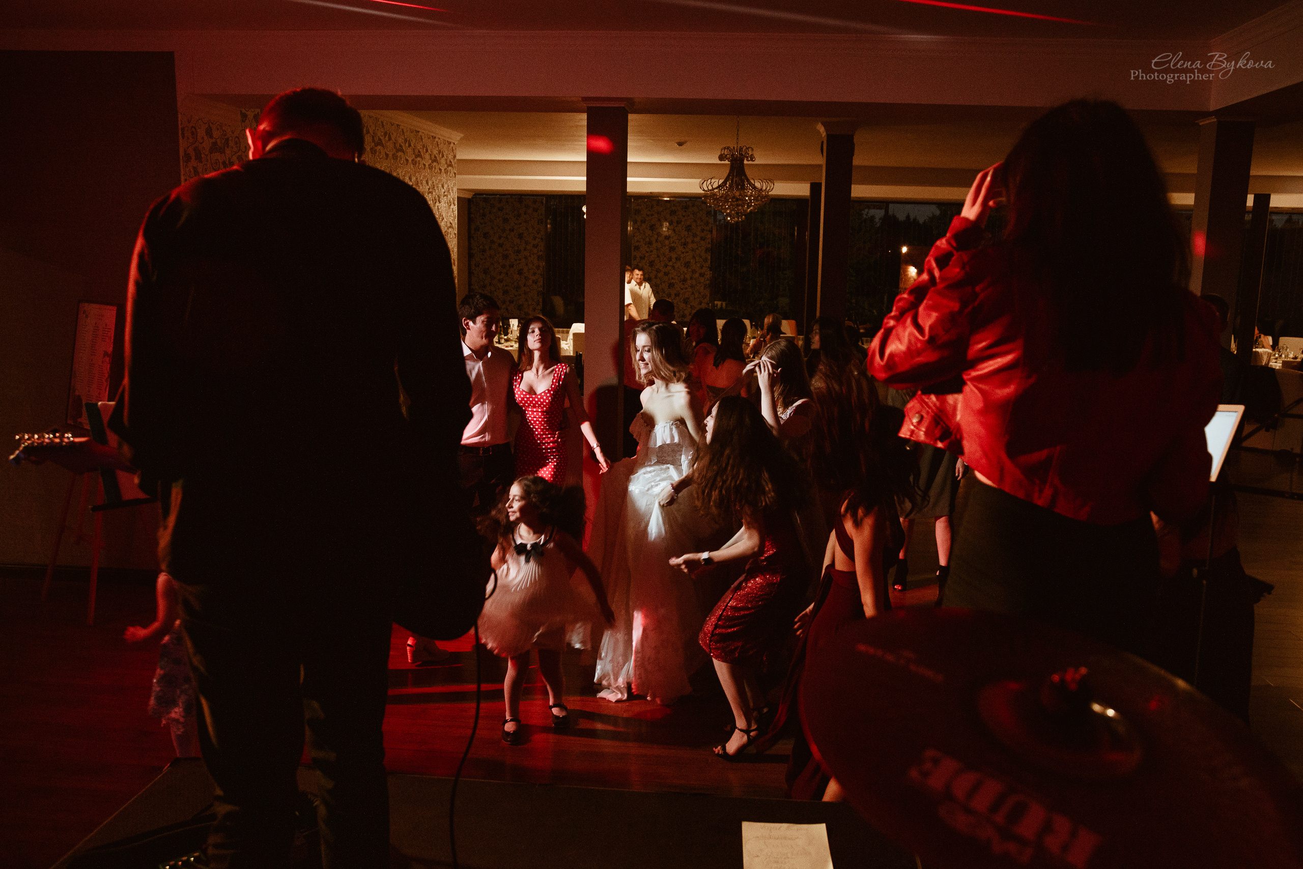 Илья и Виктория. Свадебный Семейный Репортажный фотограф в Москве