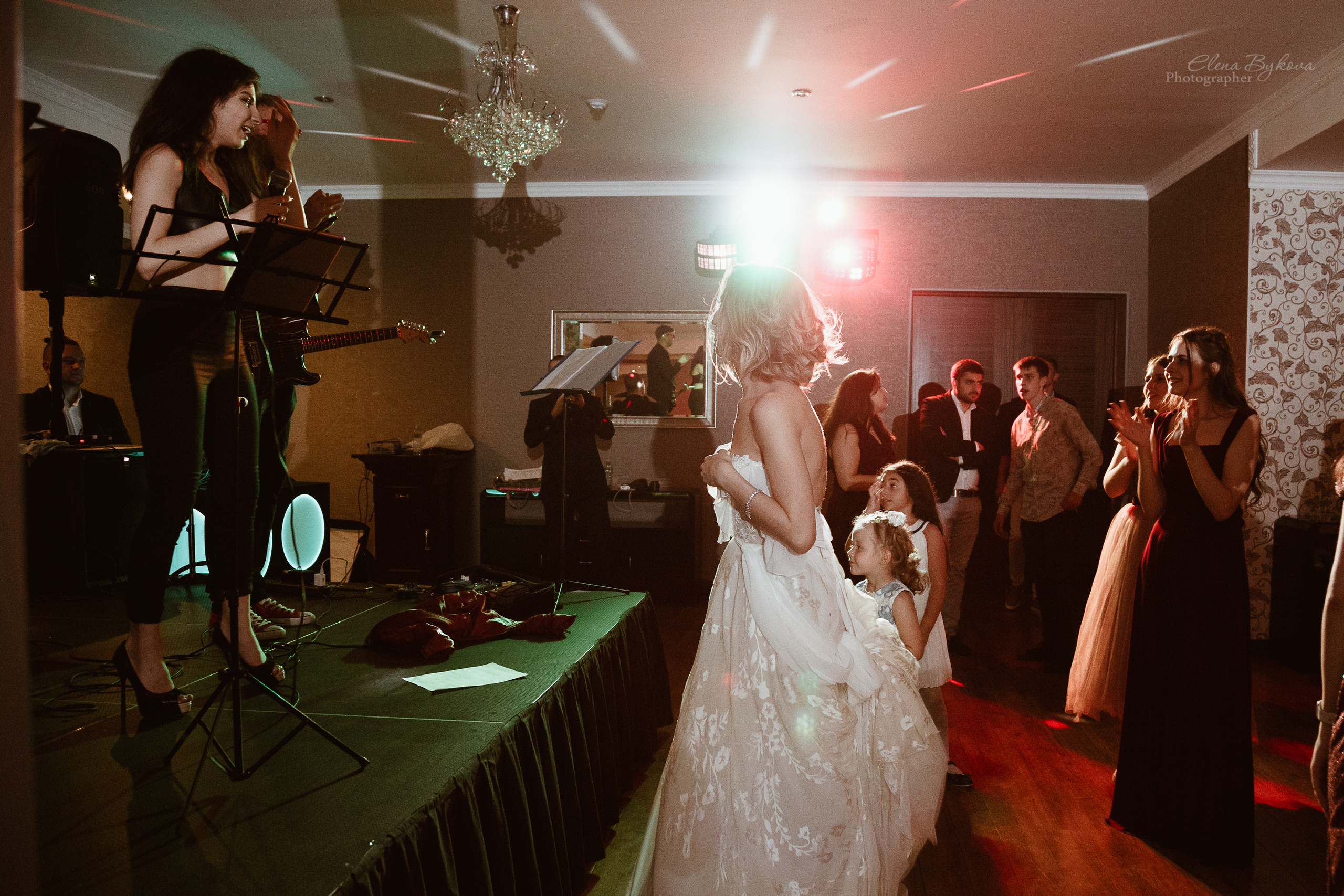 Илья и Виктория. Свадебный Семейный Репортажный фотограф в Москве