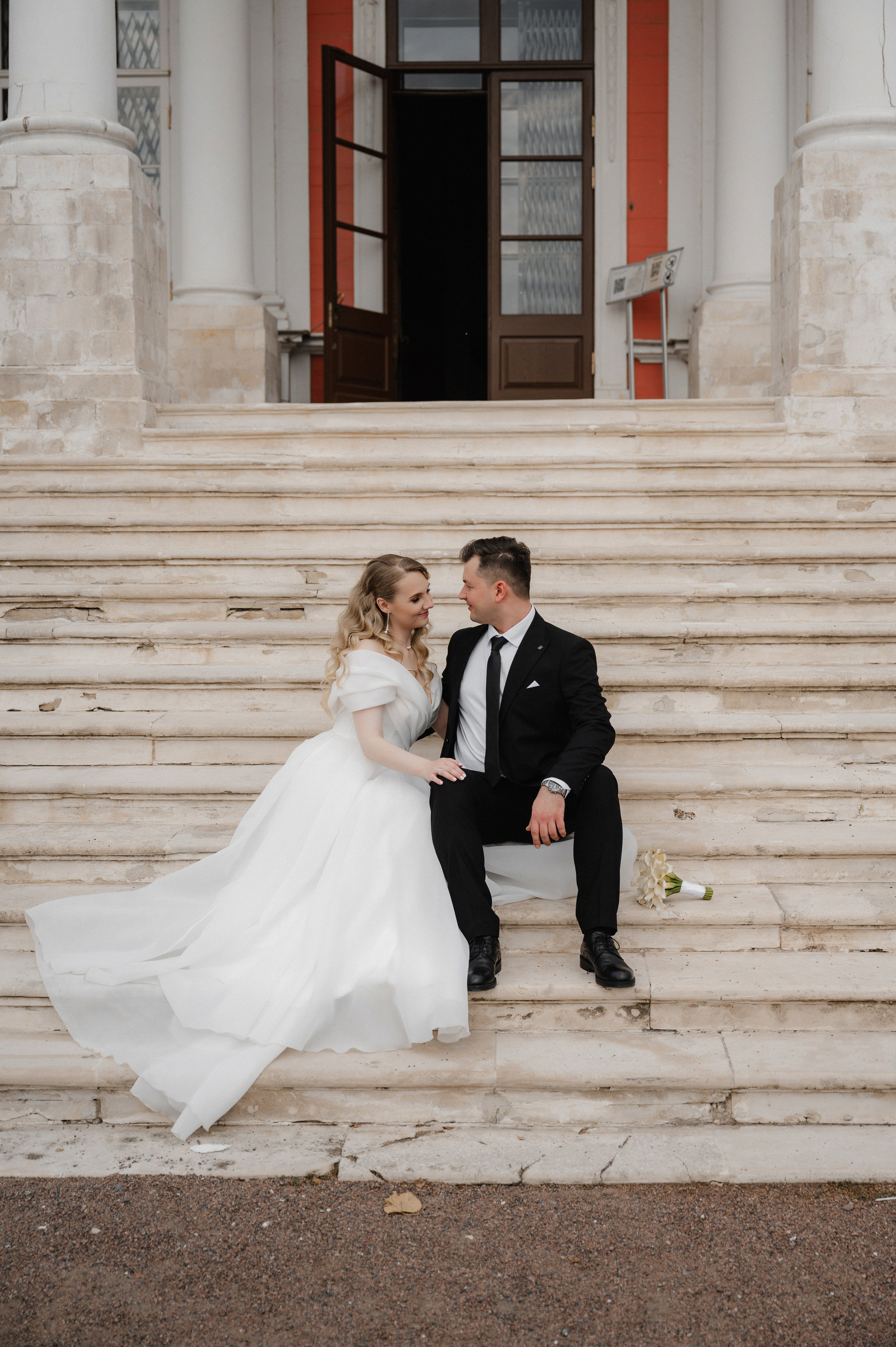 Илья и Ольга.Кусково. Свадебный фотограф Раменское-Москва