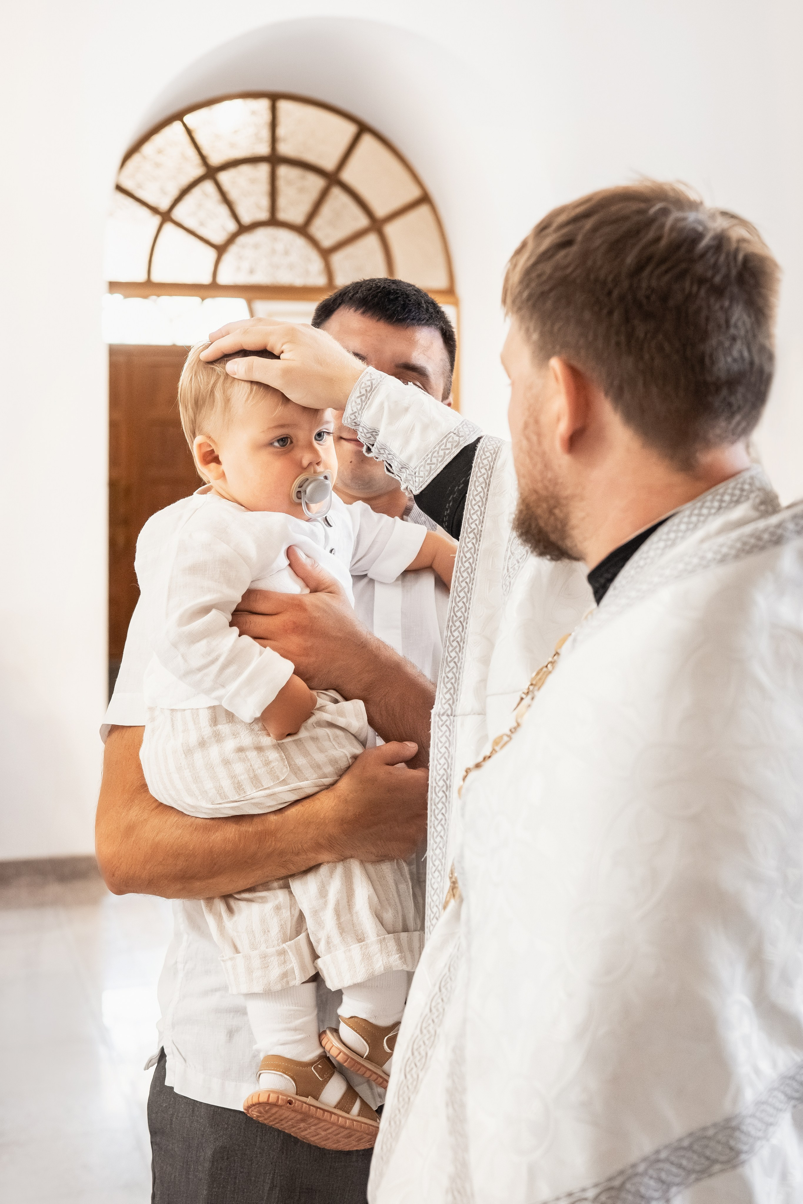 С. Павловка, храм св. апостолов Петра и Павла. Церковный фотограф на Таинство Крещения и Венчания в Оренбурге и Оренбургской области Екатерина Белкина