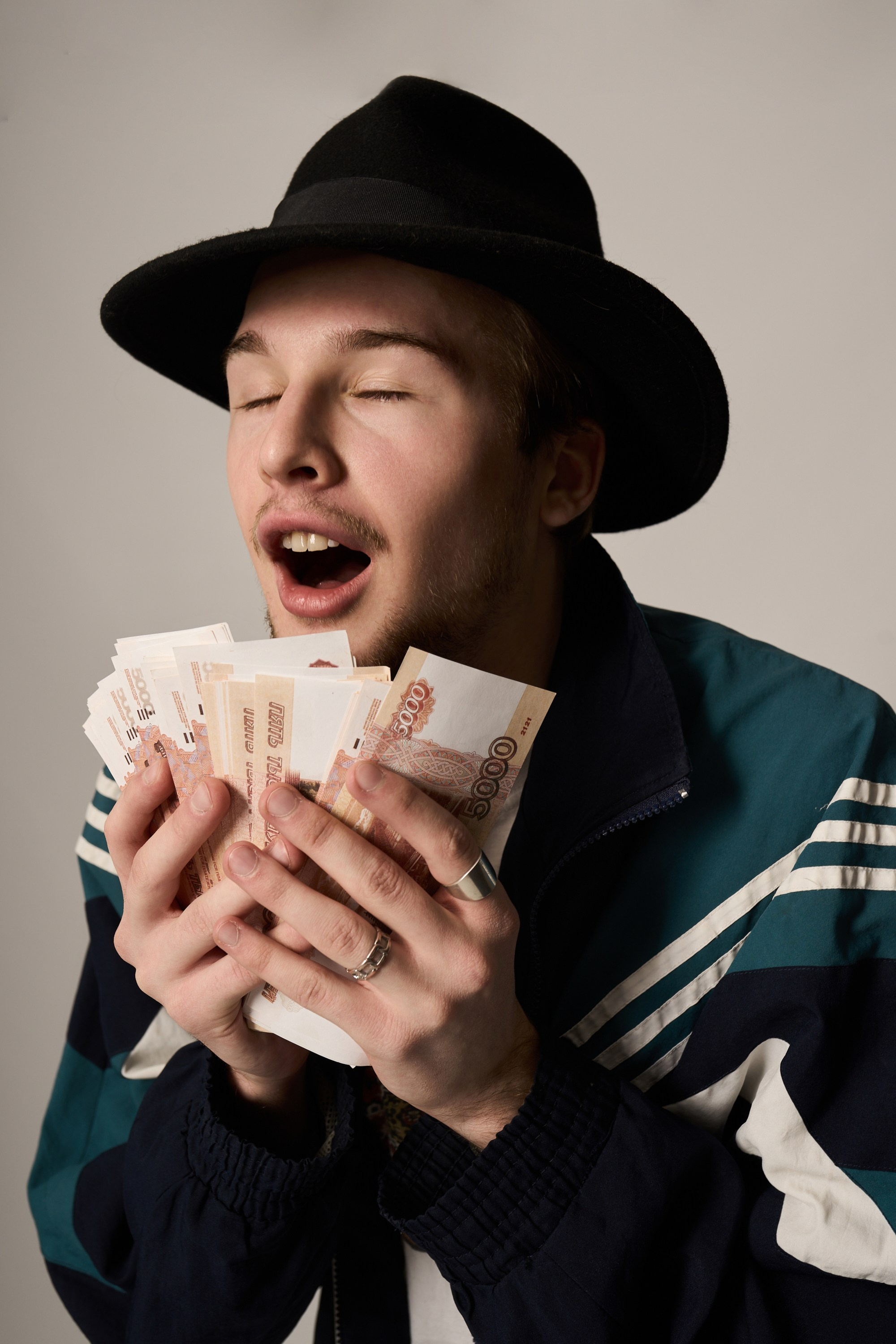 Adam. Александр Сазонов Красноярск