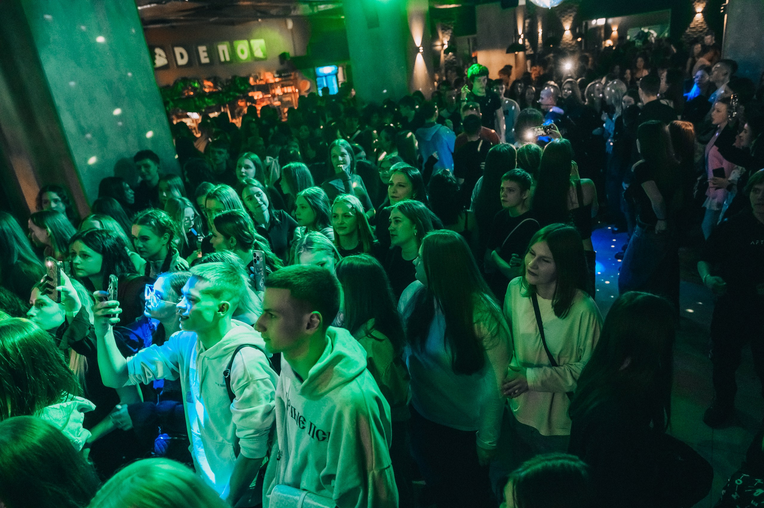 8 MARCH WOMENS DAY PARTY. Фотограф в Кемерово Владислав Шульц