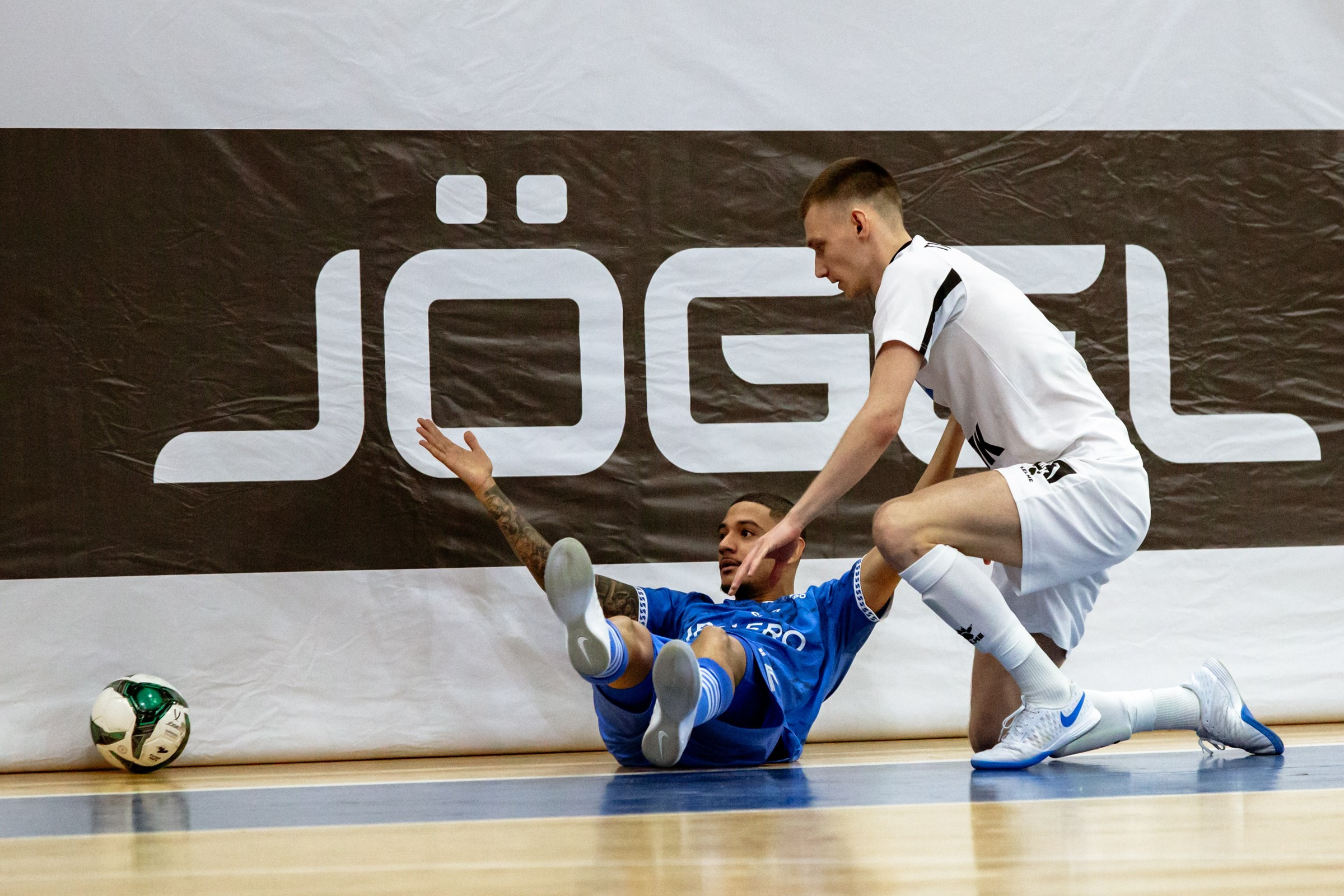 БЕТСИТИ Суперлига по футзалу | ИрАэро — Синара | 11.10.25. Фотограф в Иркутске Евгения Айвазова