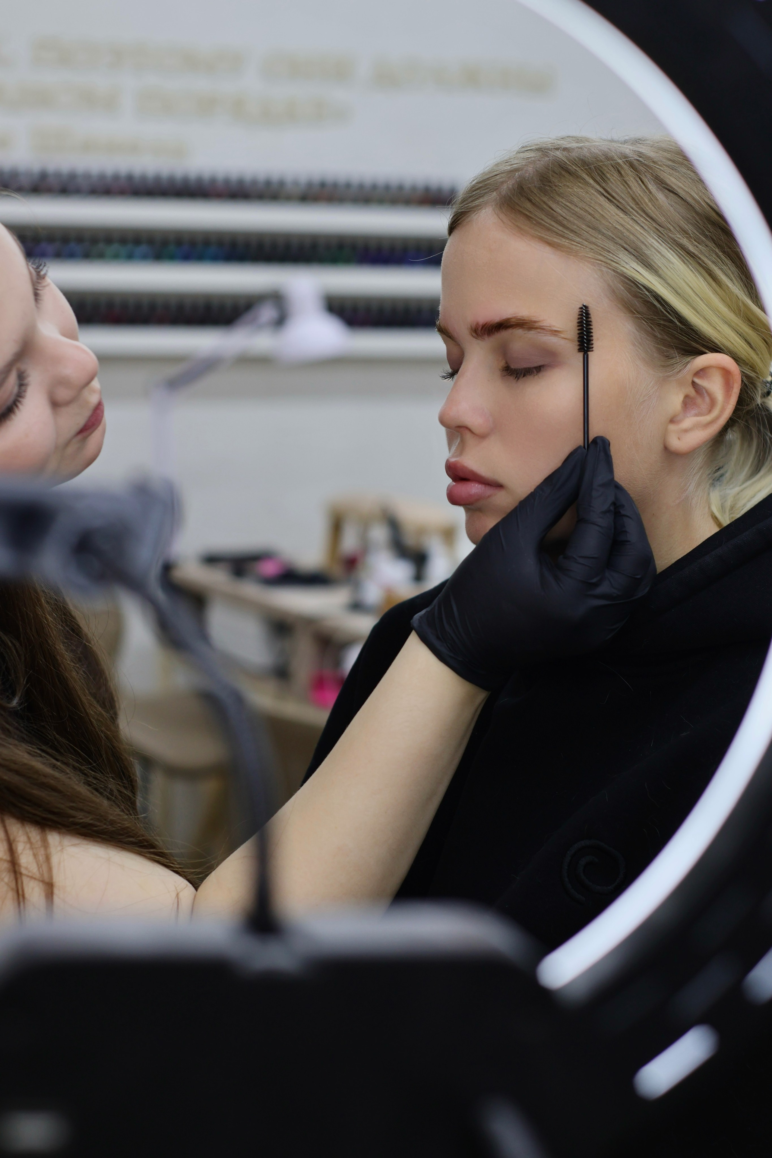 NOGTEPEEL. Glow Models