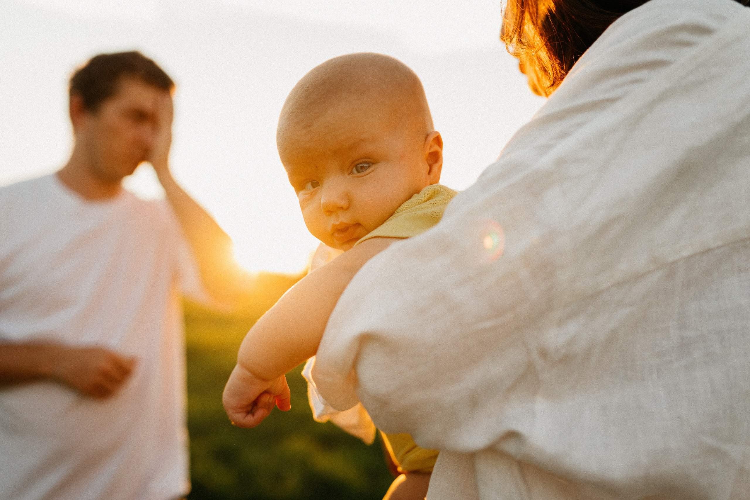 Фотосессия с красными мячами. Семейный фотограф Маша Тимофеева | Москва