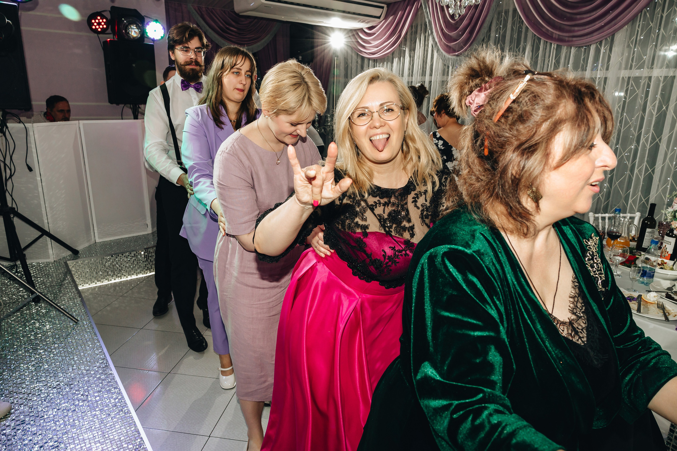 Илья и Вика. Свадебный фотограф и видеограф — Сергей и Дарья