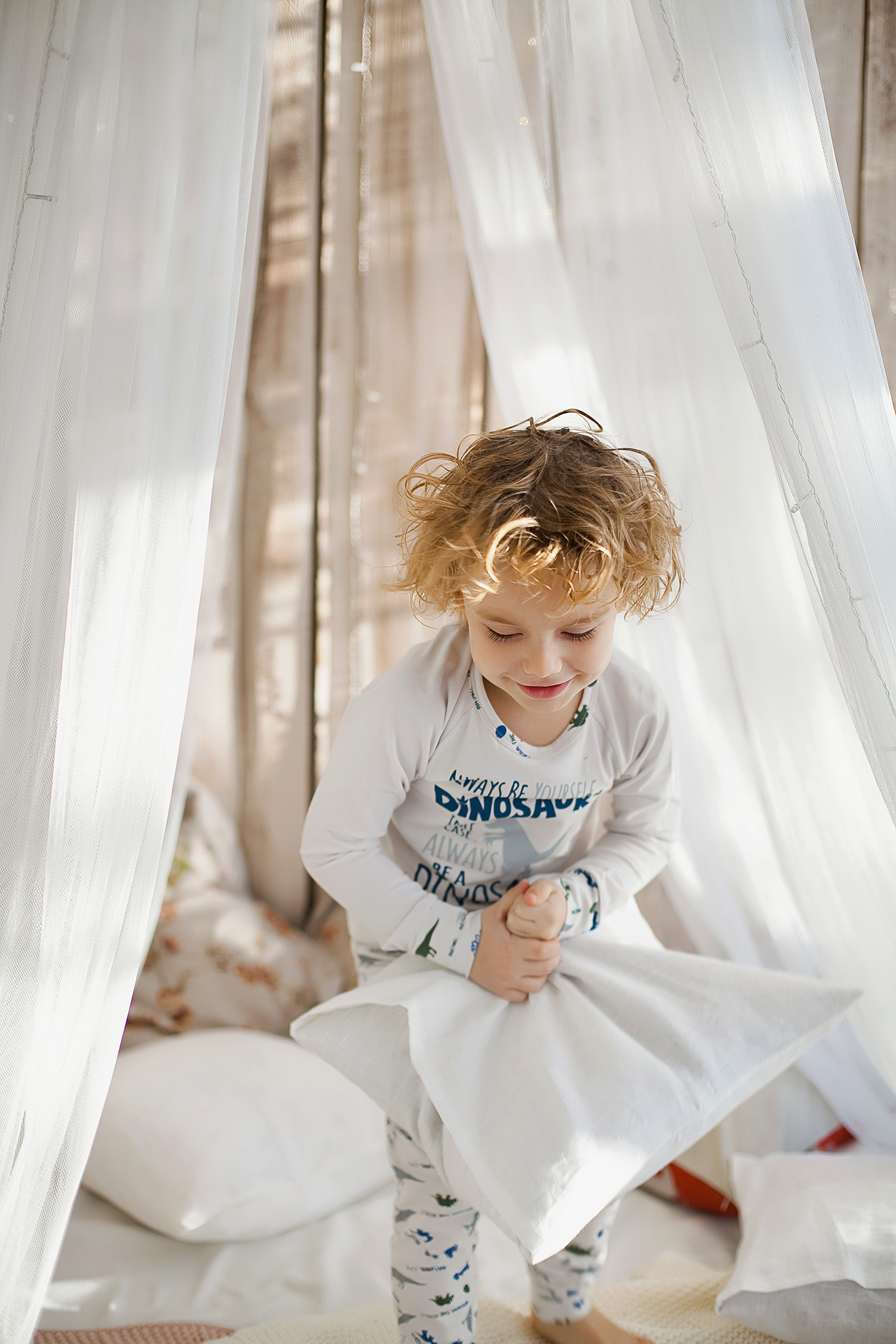 детская пижамапати бой подушками