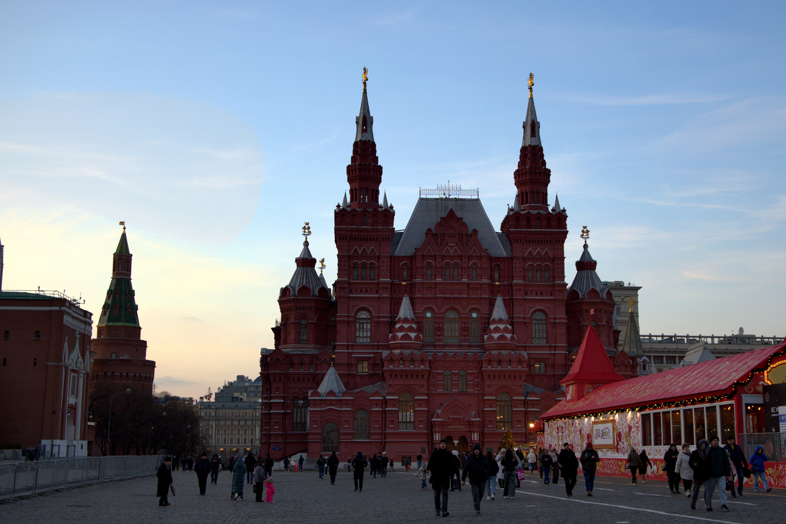 МОЙ ГОРОД. ФОТОГРАФ В МОСКВЕ СТАНИСЛАВ КОБЗЕВ