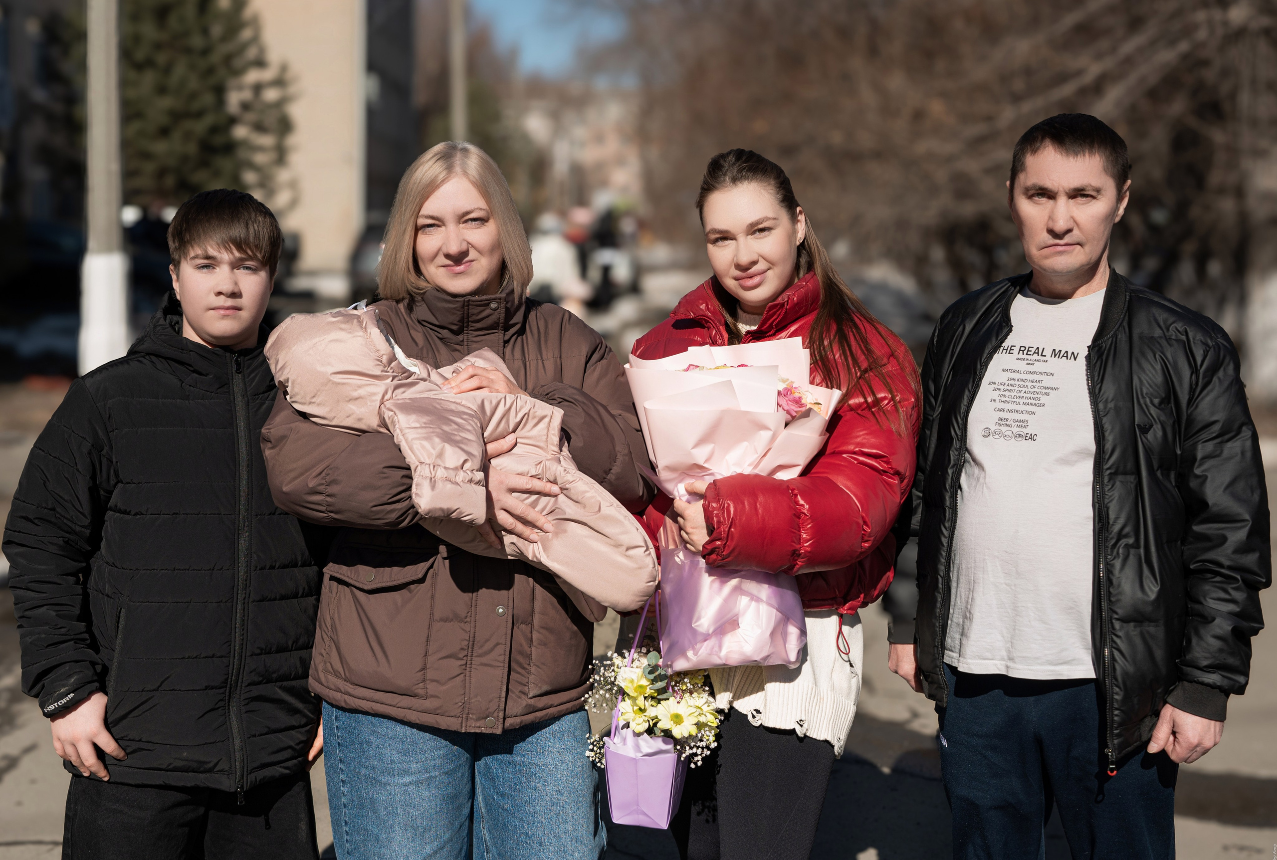 Снимки выписки с роддома