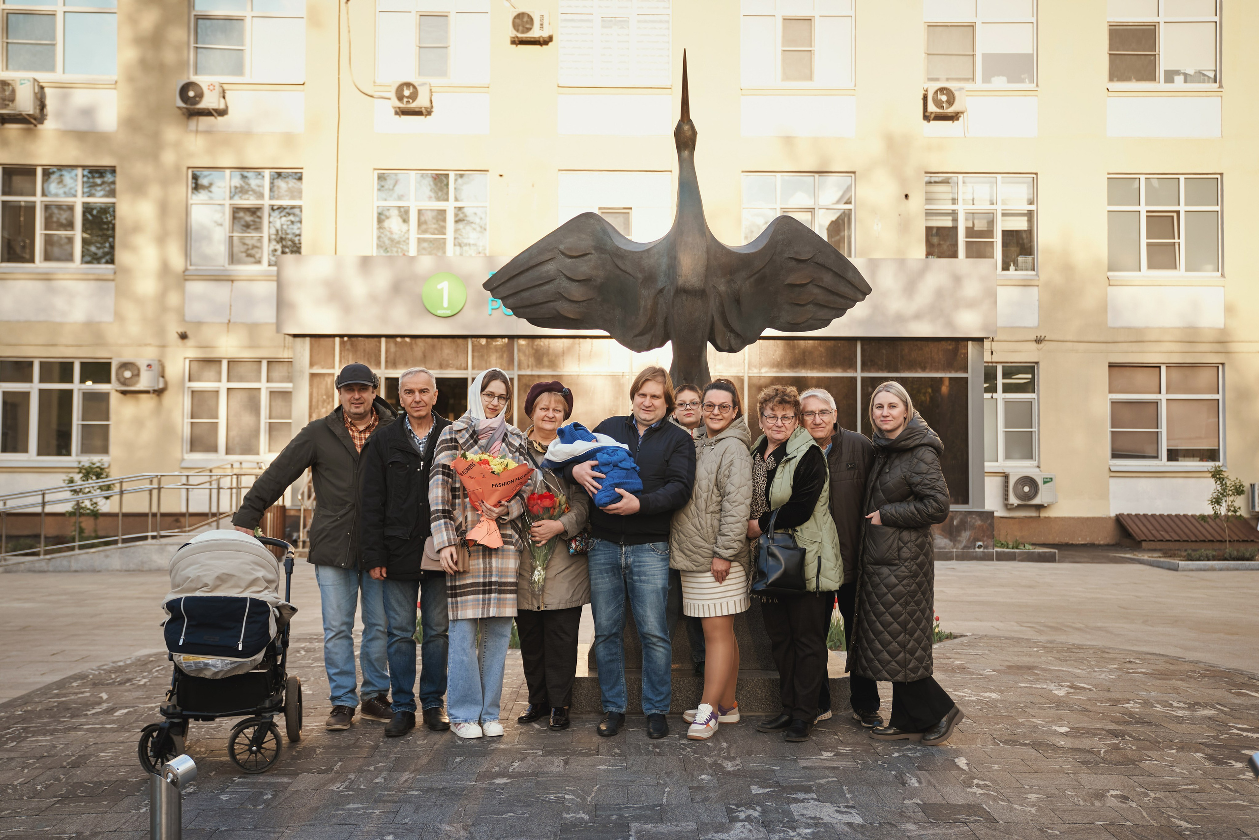 Фотограф на выписку из роддома ГКБ им. А. К. Ерамишанцева