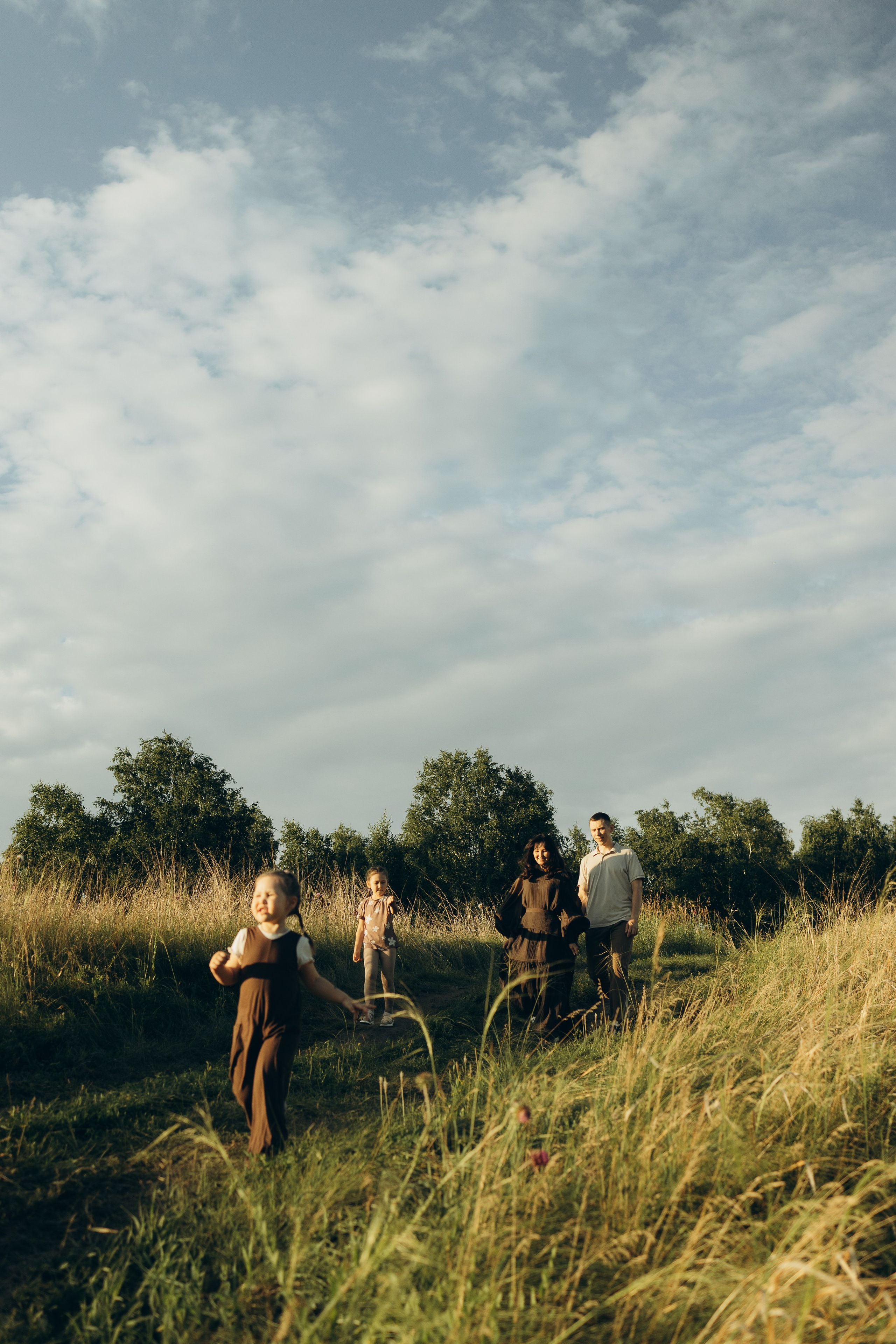 На природе. Семейный фотограф Новосибирск Фотограф на выписку Новосибирск