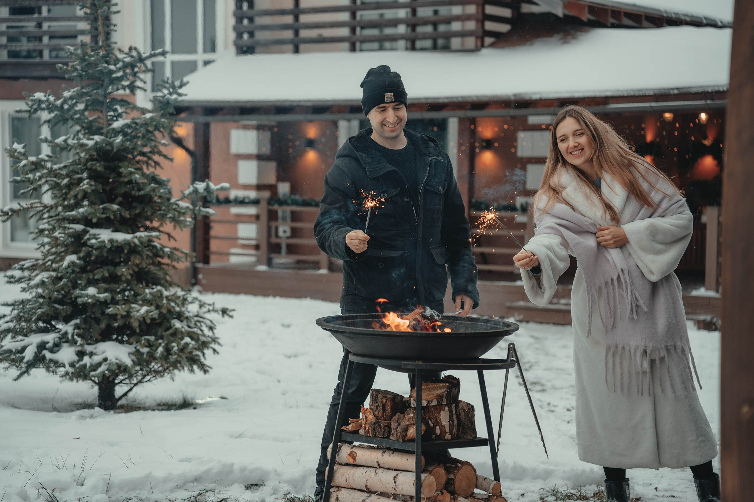 Олег и Лиза новогоднее. Фотограф Женя Пашкина
