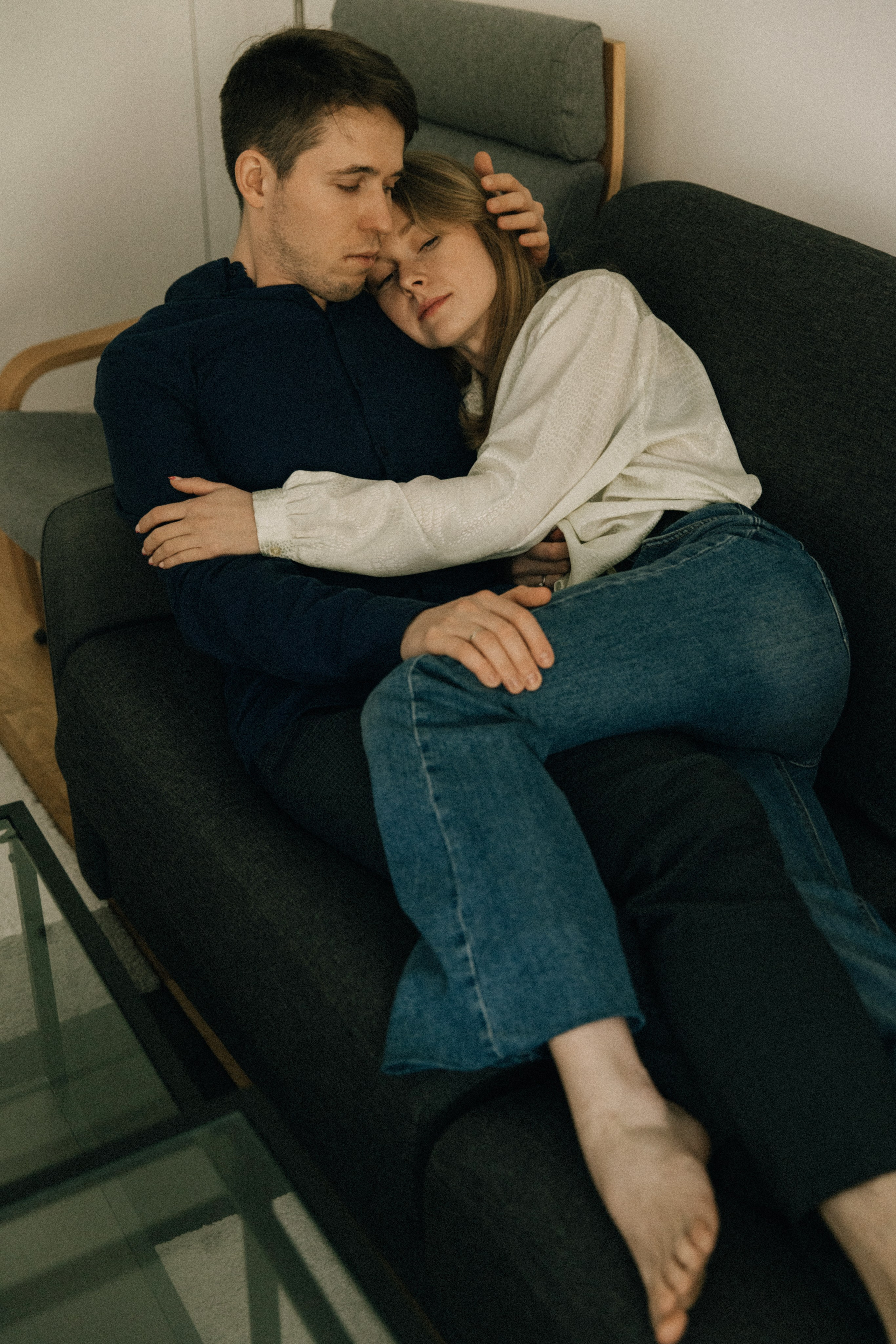 Love comes in the spring. Photographer in Paris