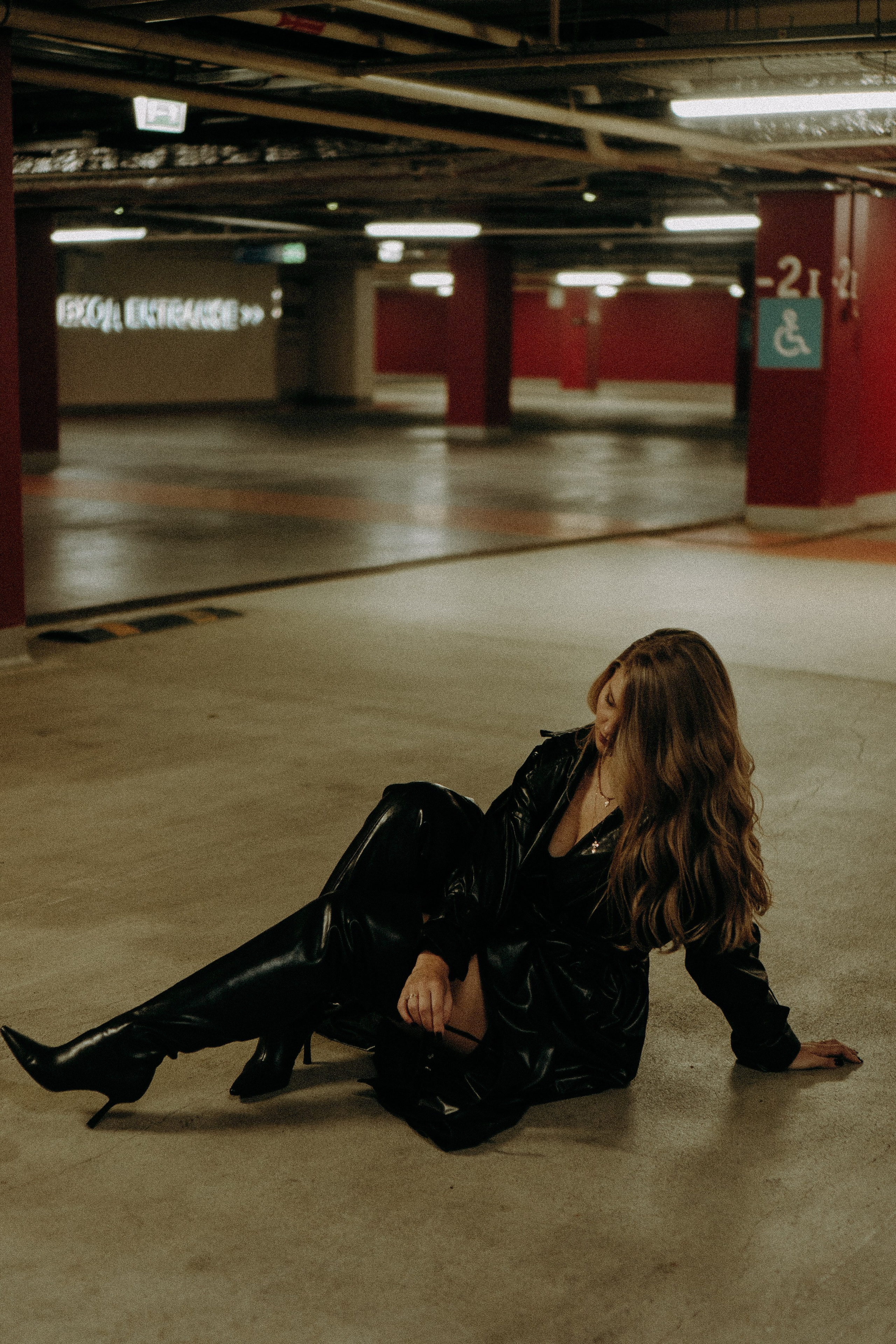 НА ПАРКОВКЕ. Профессиональный фотограф, Санкт-Петербург — Виктория Богомолова