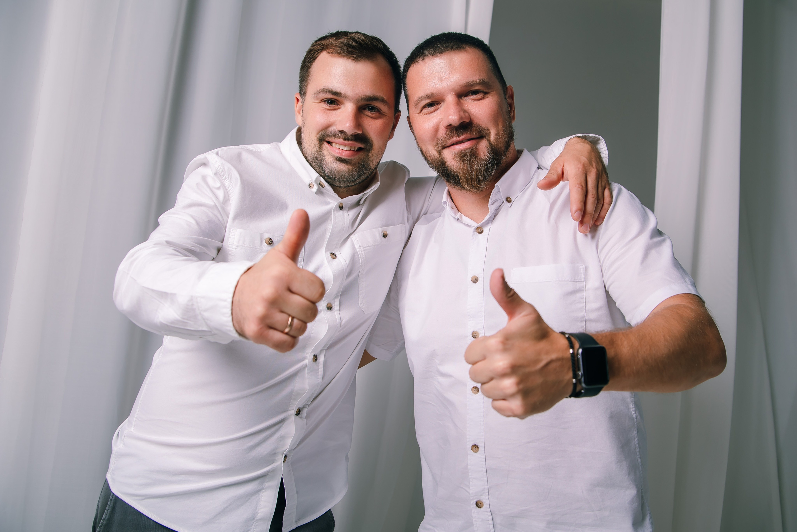 Фотосессия большой семьёй в студии в Екатеринбурге. Свадебный, семейный фотограф, контент съёмка. Екатеринбург. Елена Граф