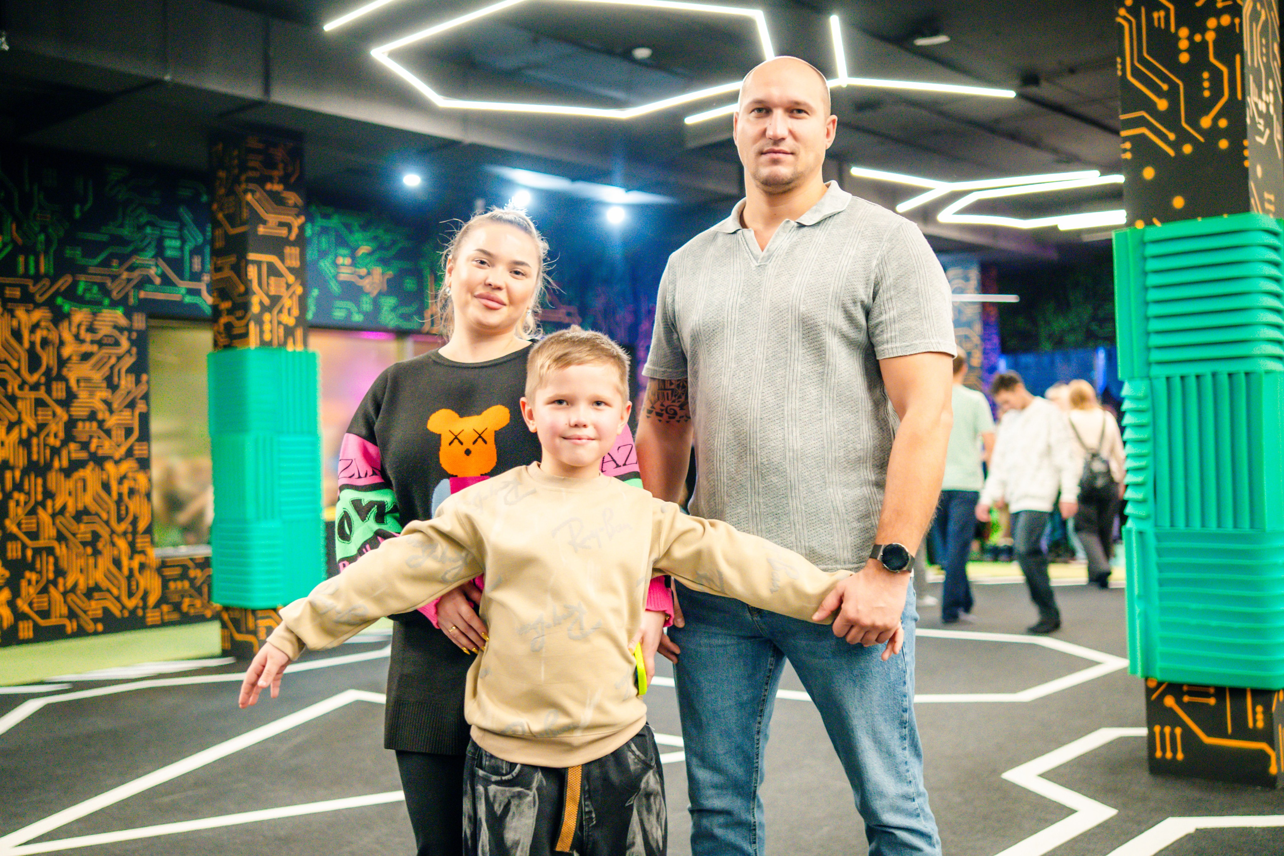 VR (November-December 2024). Felixtones