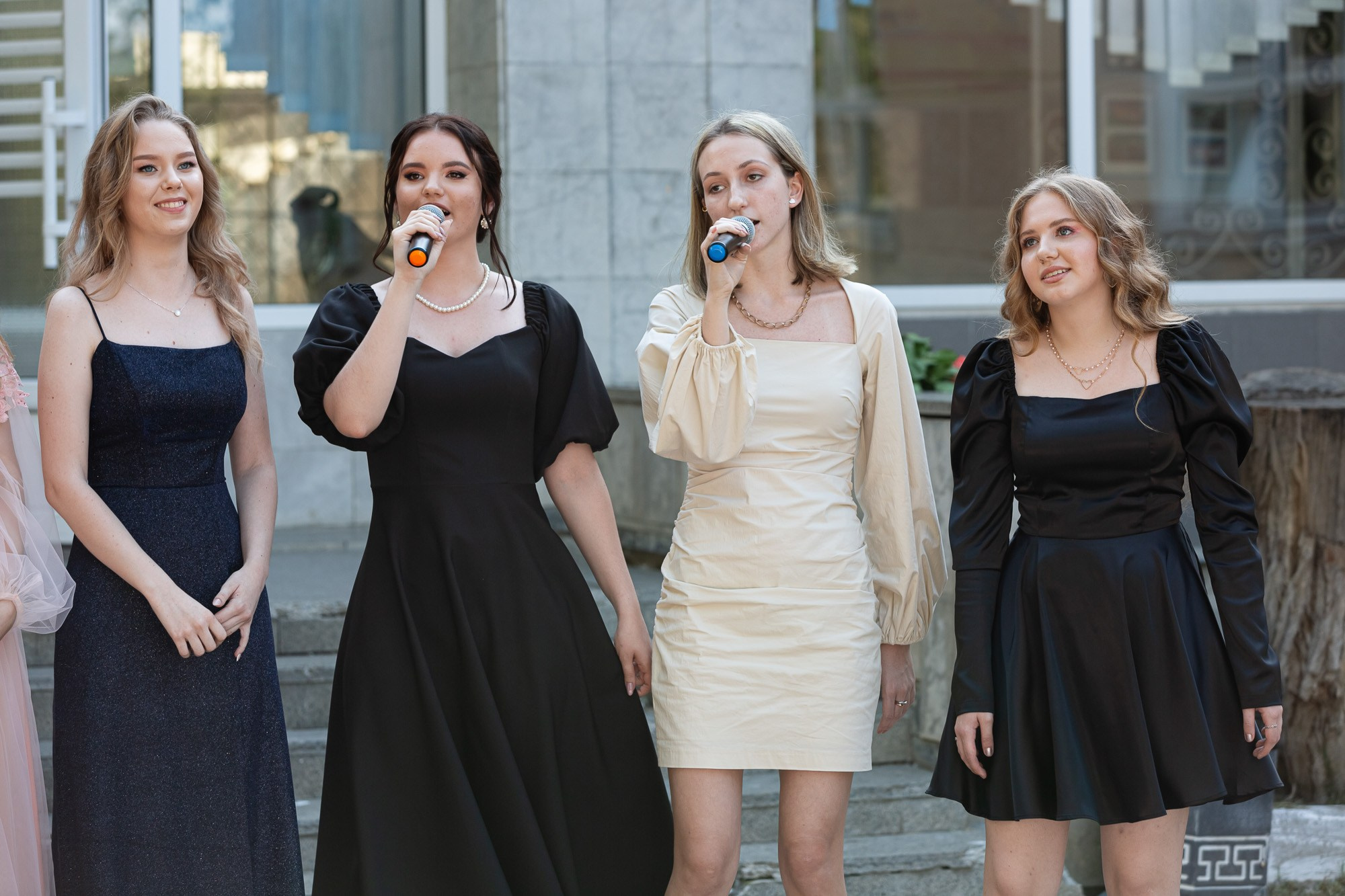 Фотосъёмка выпускного в школе. Свадебный фотограф, фотосъемка в Крыму, Севастополе, Симферополе, Ялте