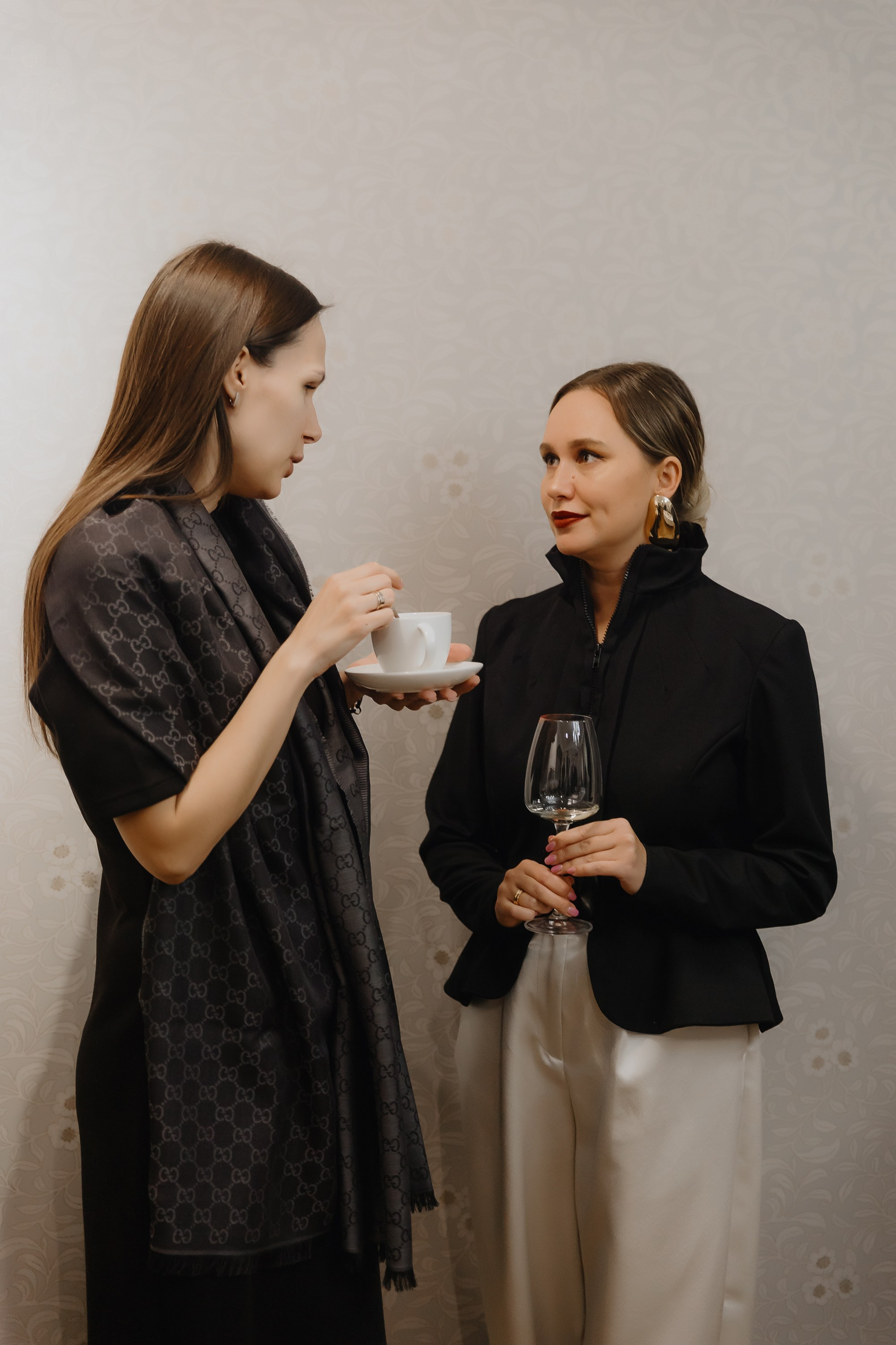 Открытие нового пространства интерьерного салона L. DECO в феврале 2025. L. Deco интерьерный салон. Краски/обои/лепной декор