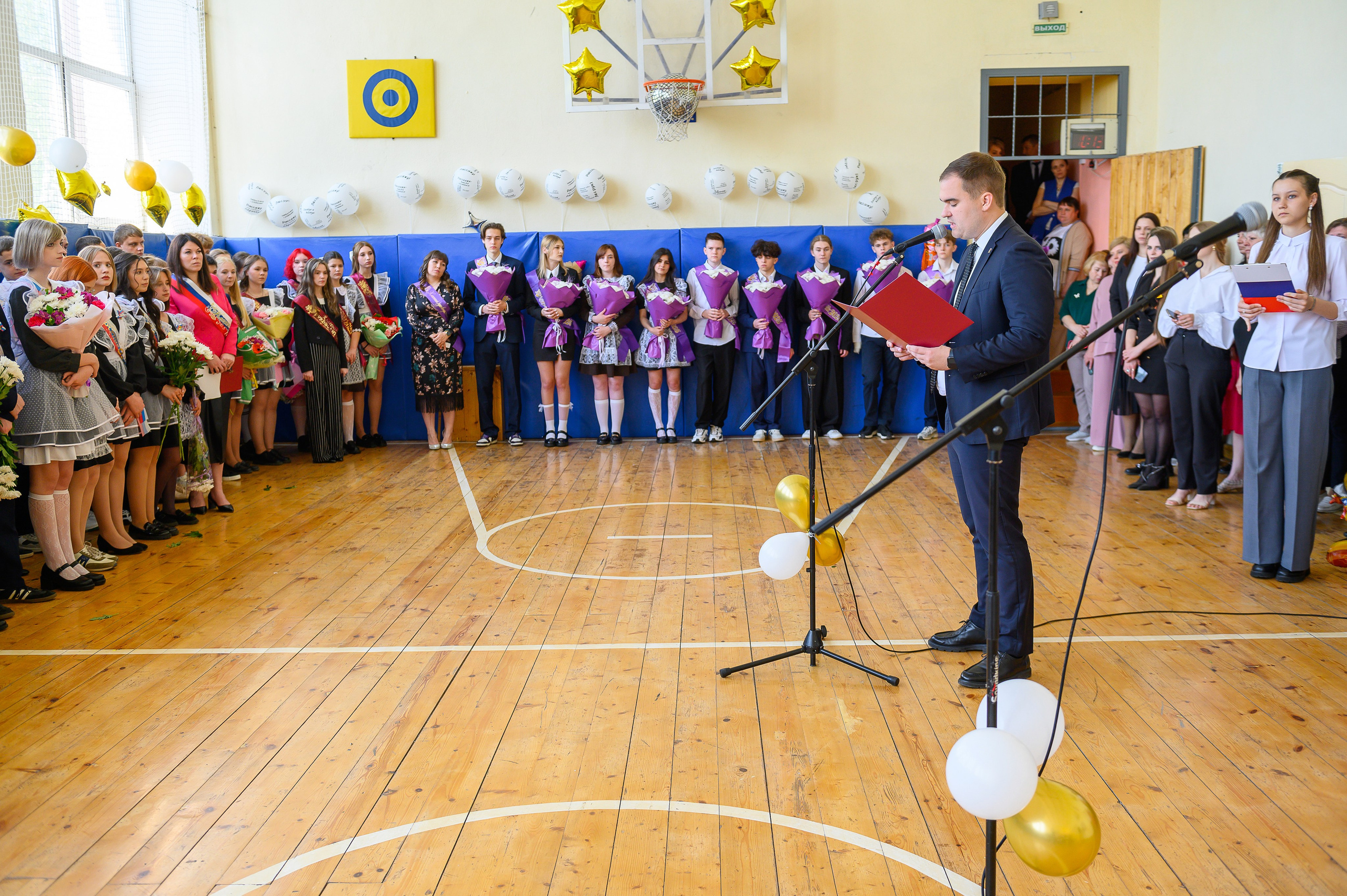 Последний звонок 2025. Фотограф Галина Лисанова, г. Брянск