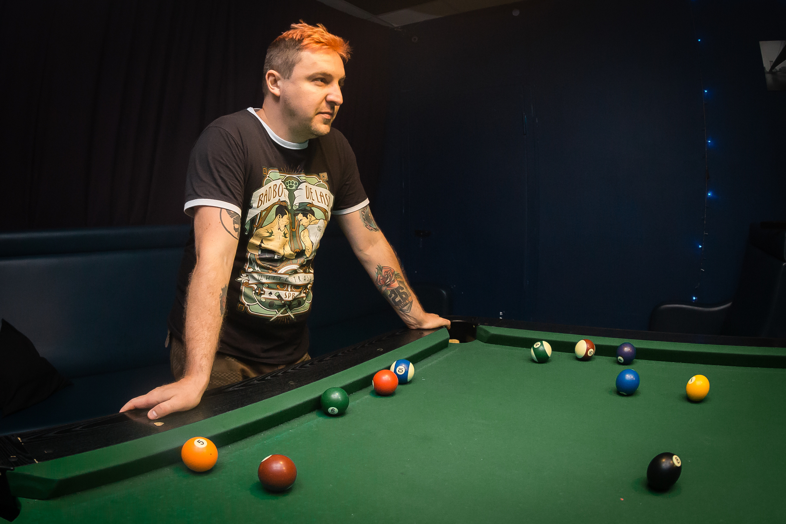 Встреча за бильярдом. Фотографиня Мария Дикова