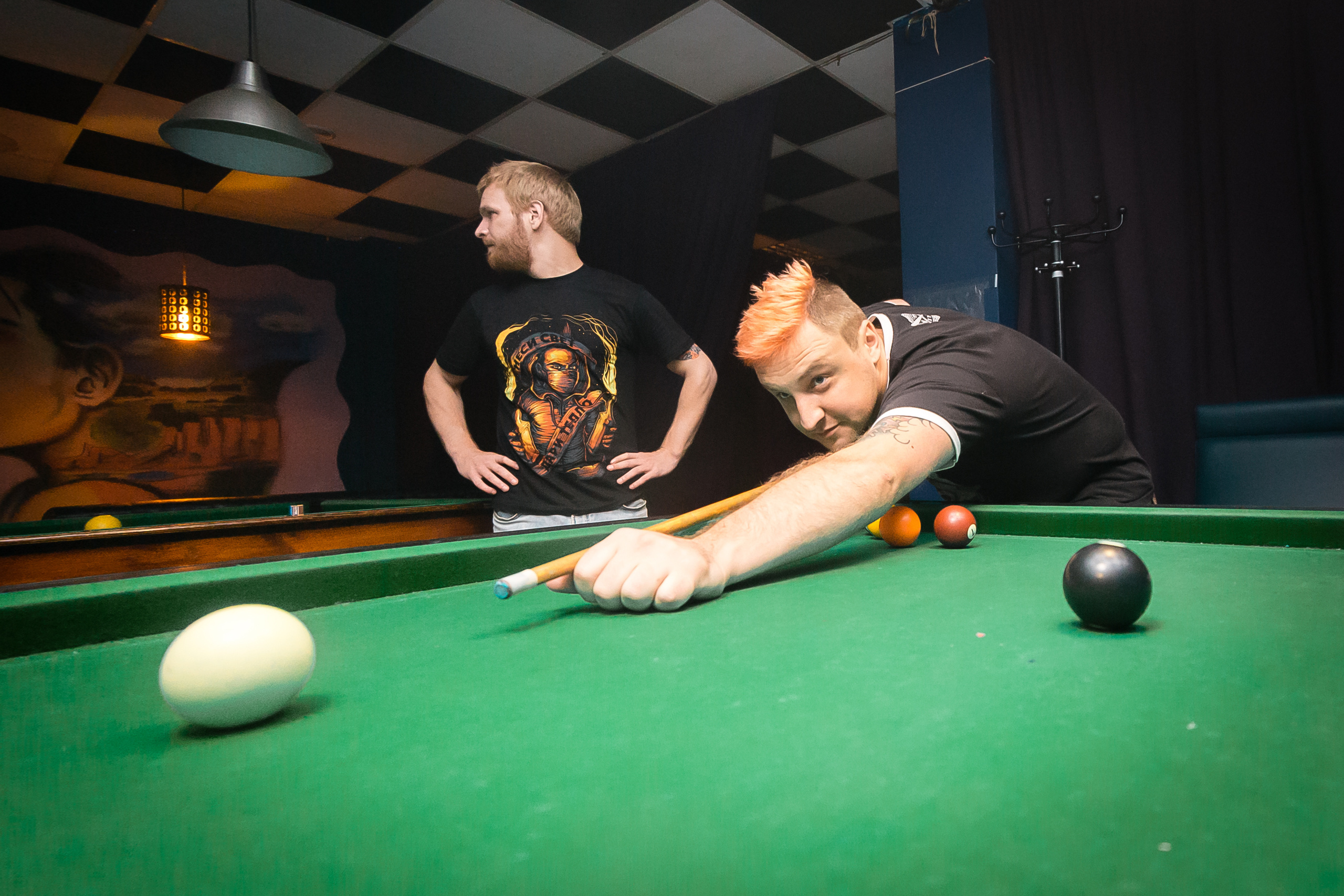 Встреча за бильярдом. Фотографиня Мария Дикова