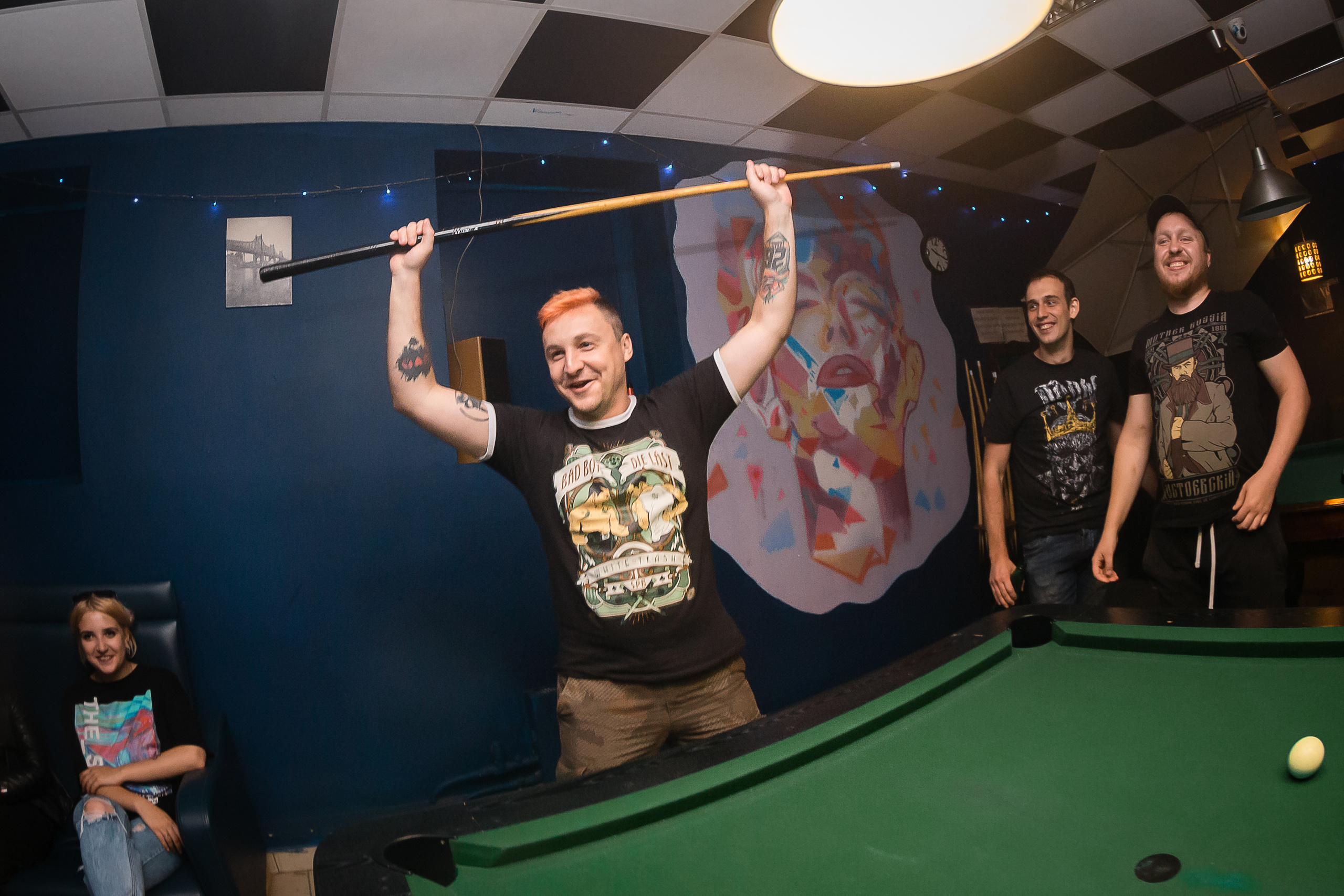 Встреча за бильярдом. Фотографиня Мария Дикова