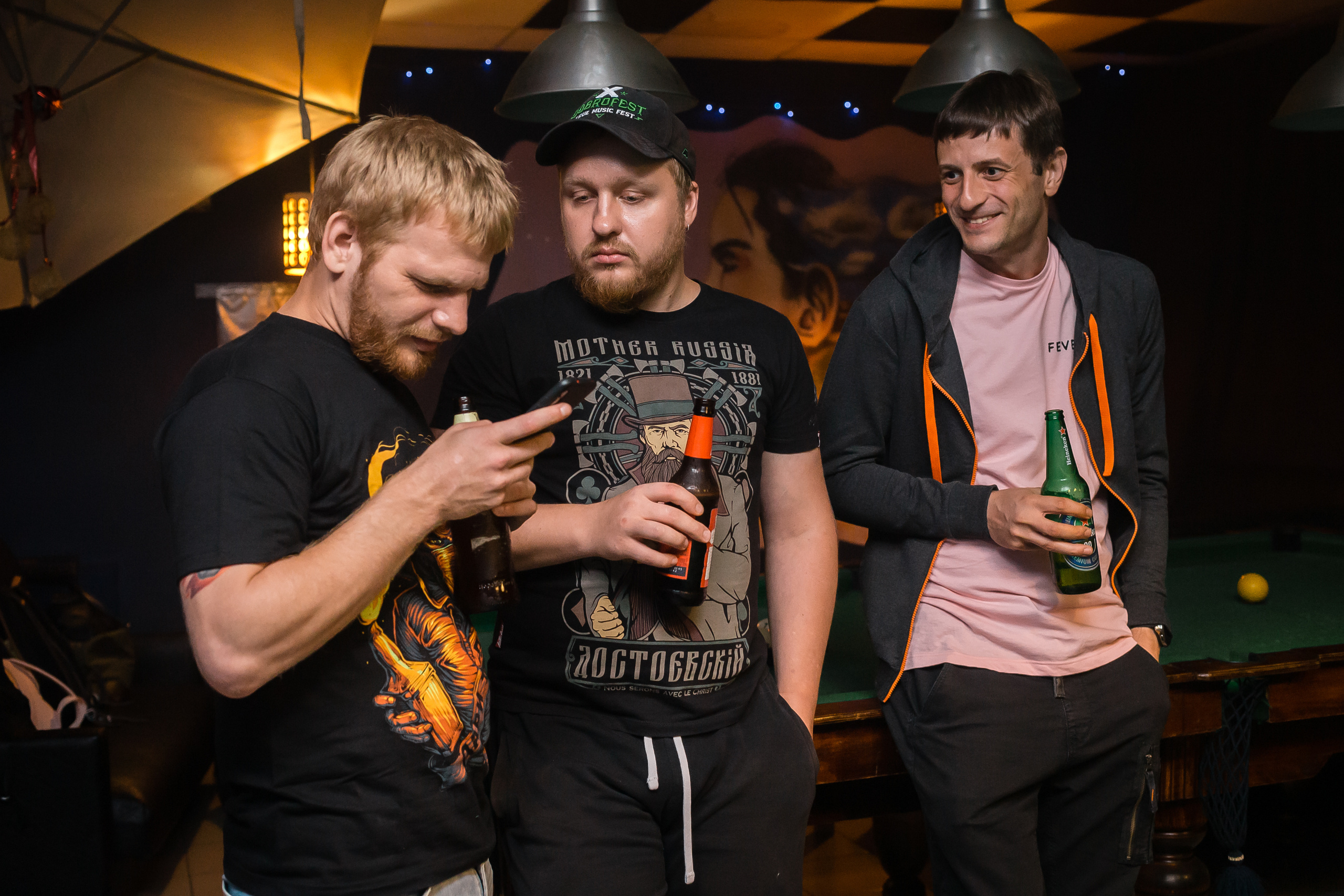 Встреча за бильярдом. Фотографиня Мария Дикова