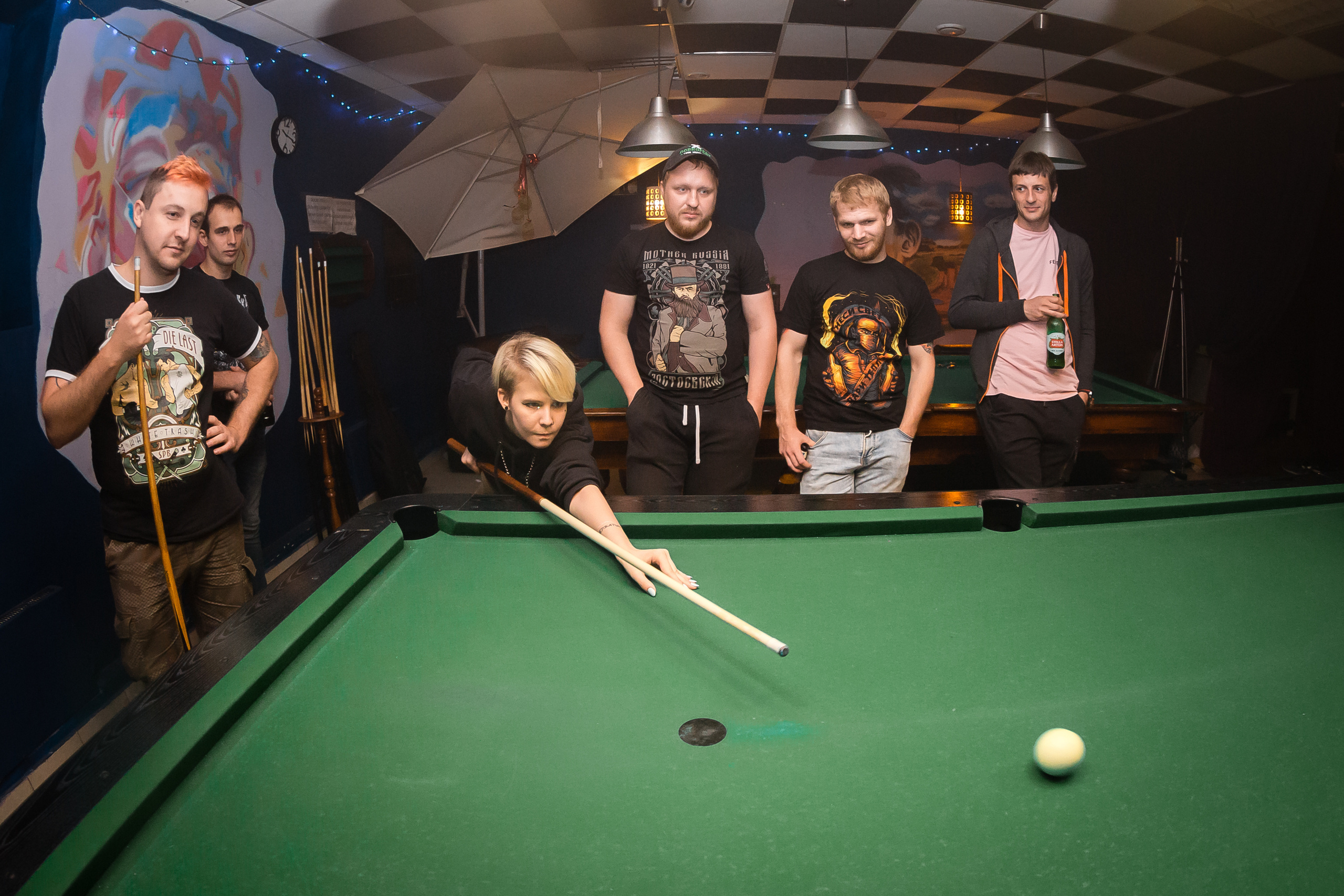 Встреча за бильярдом. Фотографиня Мария Дикова