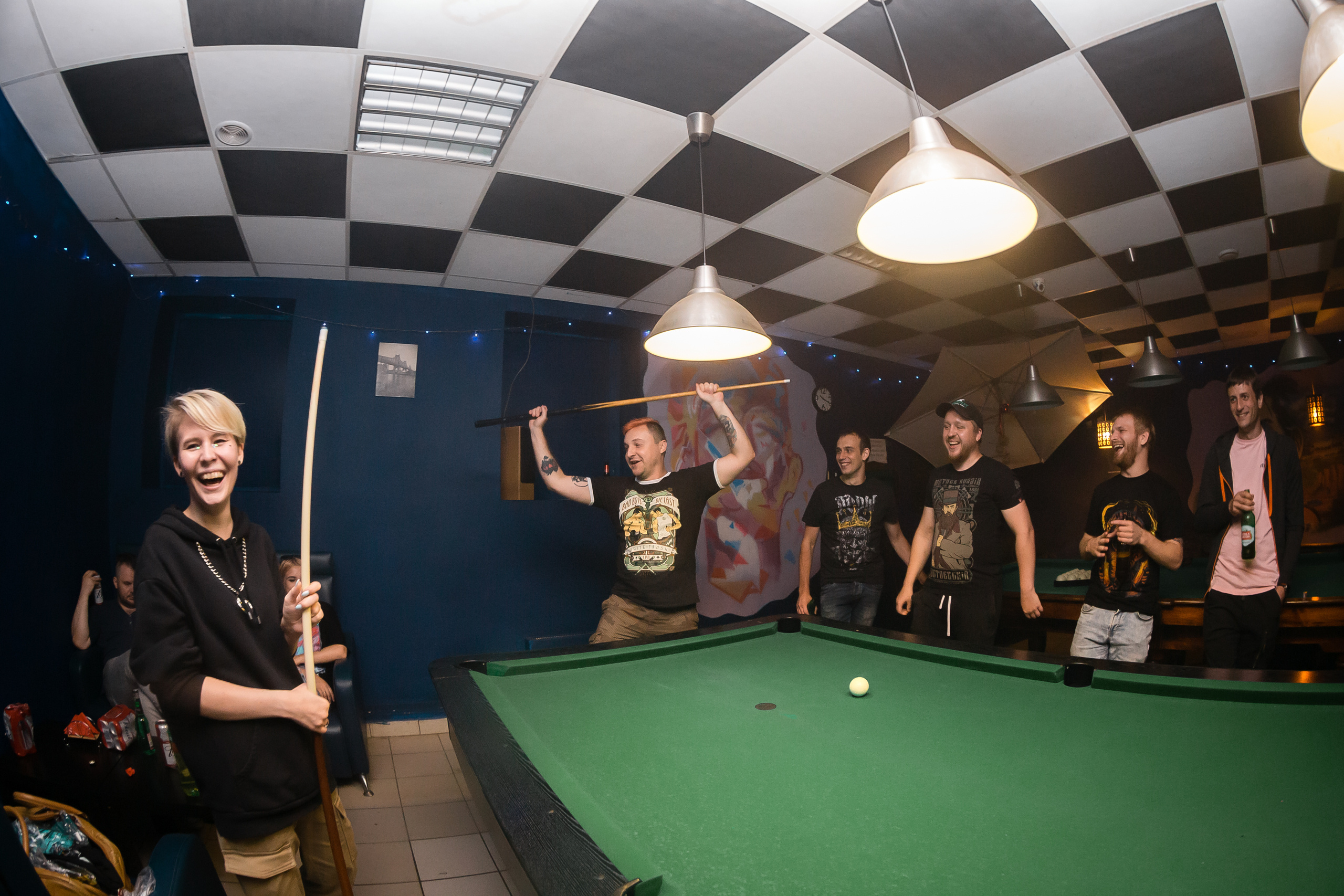 Встреча за бильярдом. Фотографиня Мария Дикова