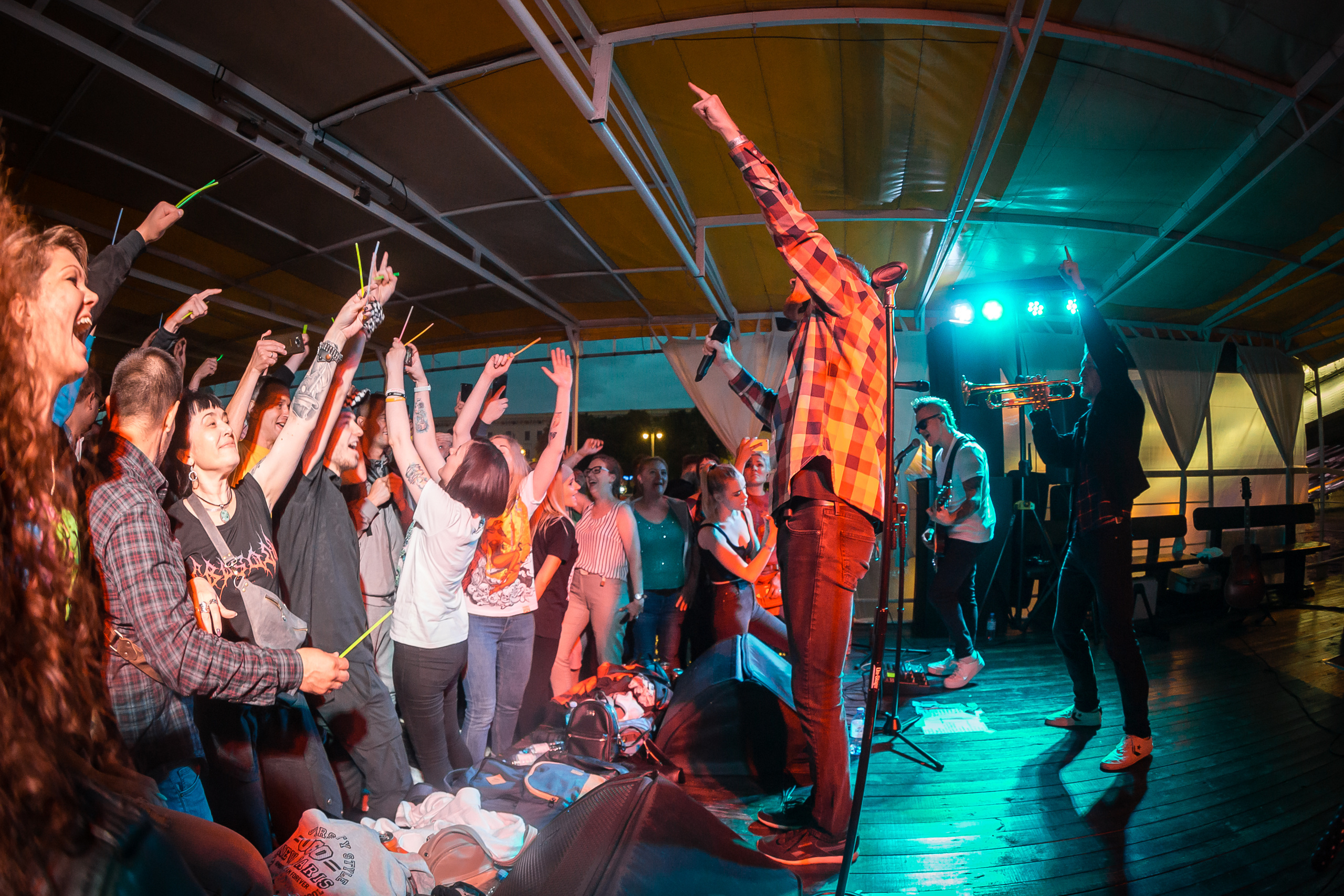 Прогулка на кораблике с Элизиумом. Фотографиня Мария Дикова