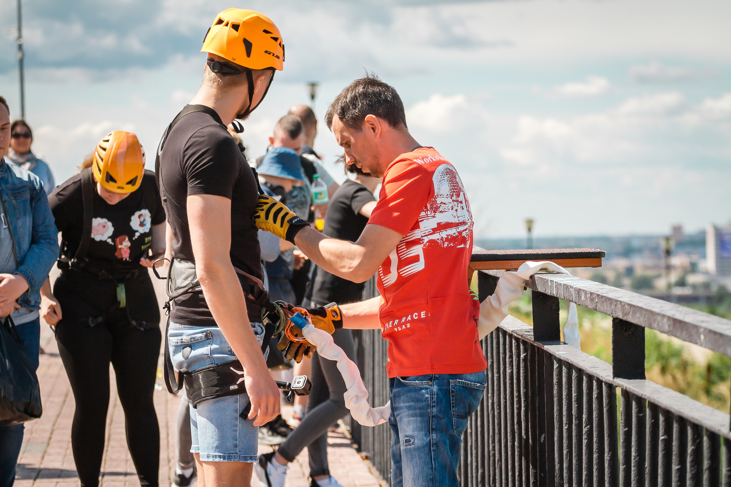 G.team — мост на Федоровского. Фотографиня Мария Дикова