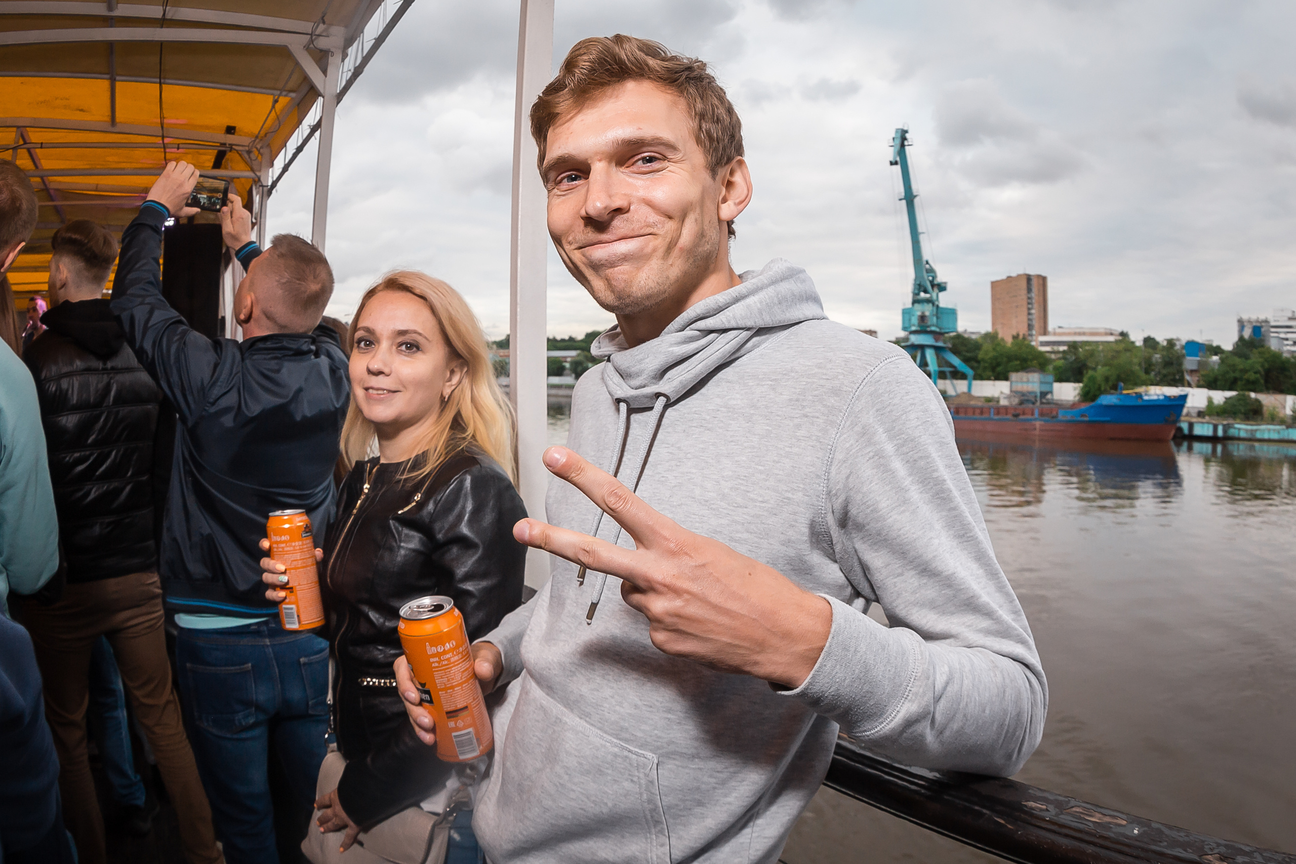 Прогулка на кораблике с Элизиумом. Фотографиня Мария Дикова