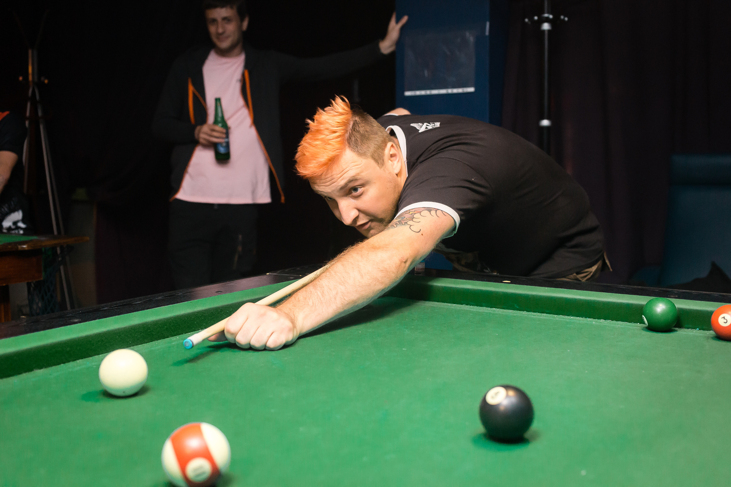 Встреча за бильярдом. Фотографиня Мария Дикова