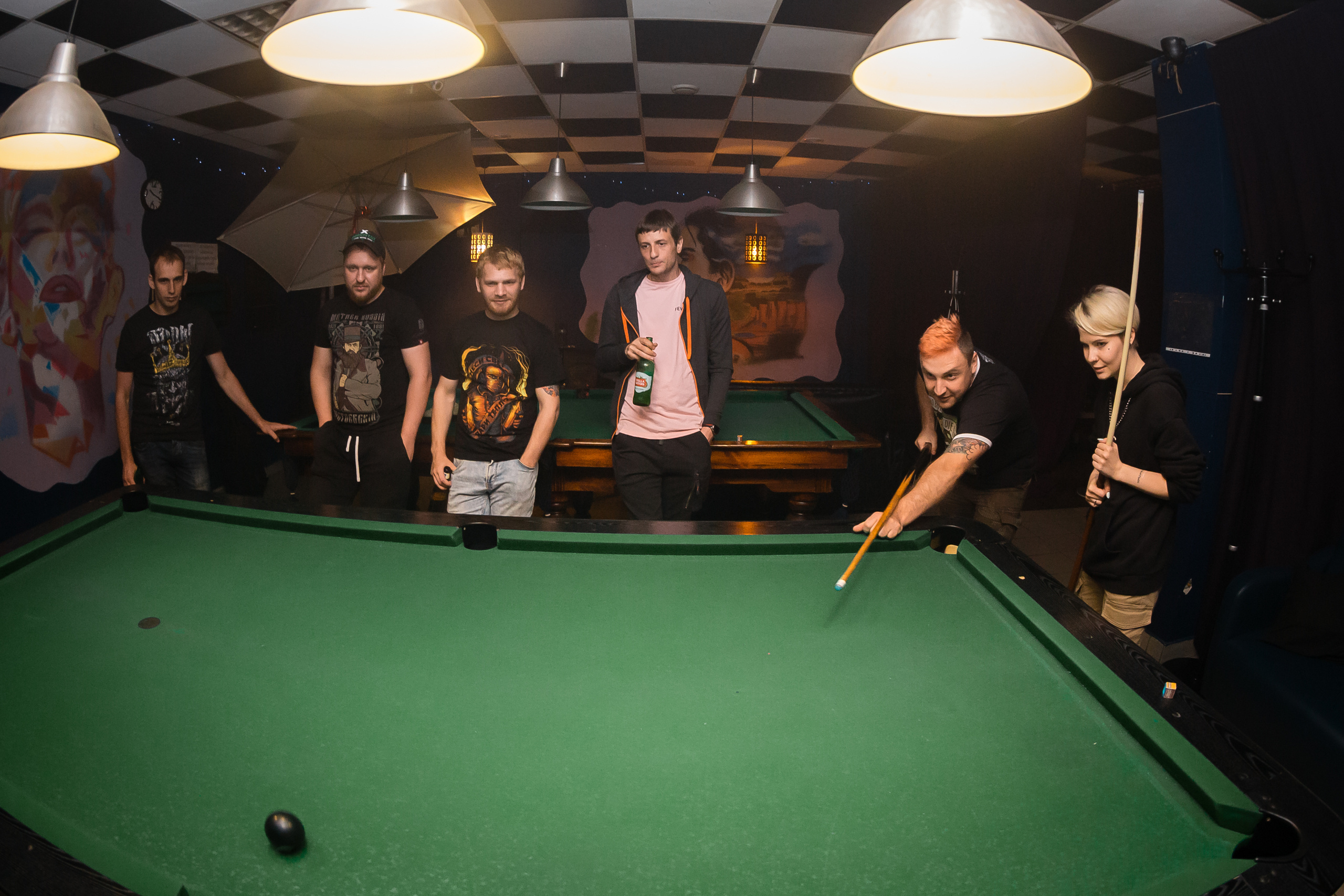 Встреча за бильярдом. Фотографиня Мария Дикова