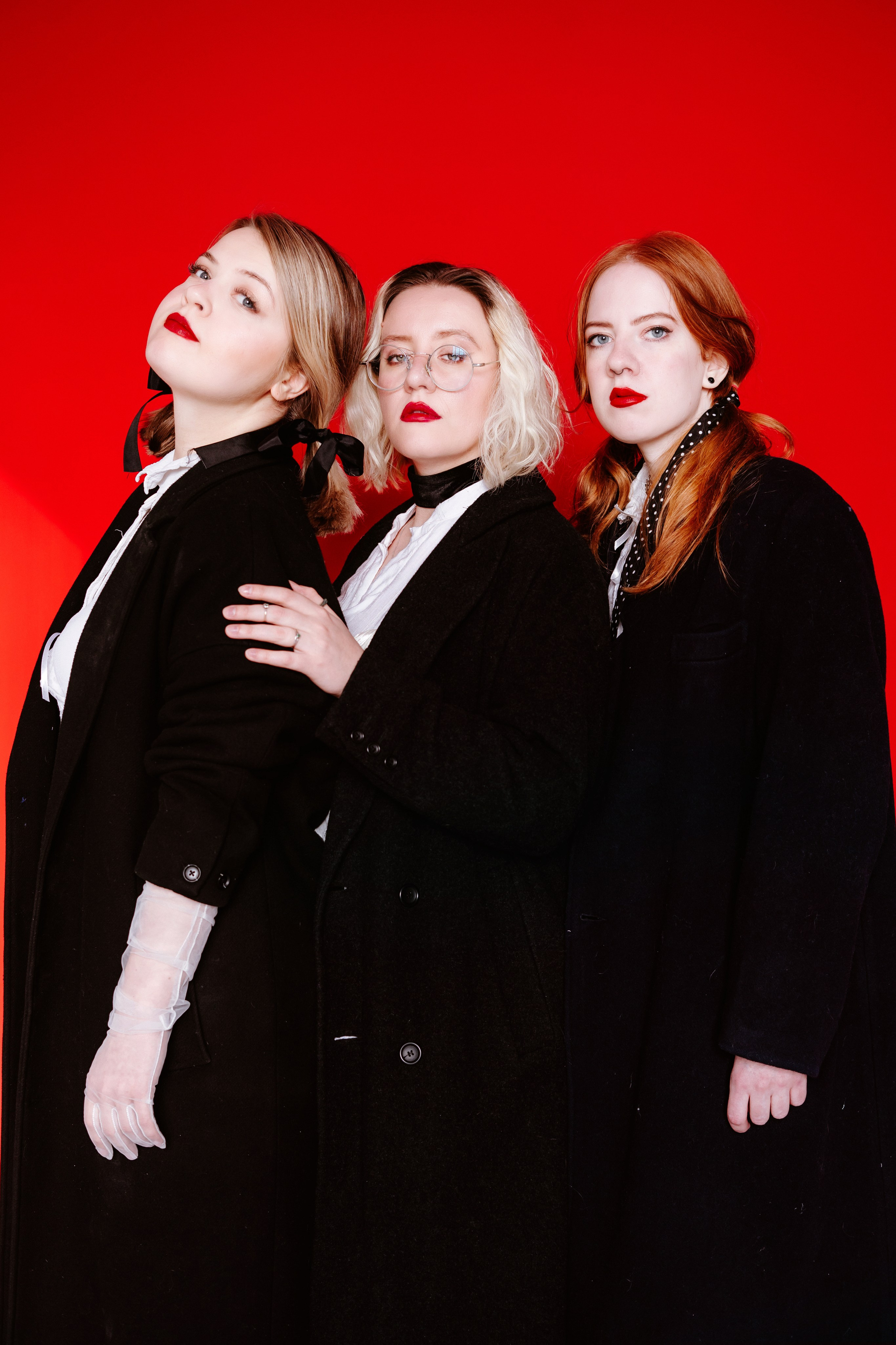 Фотографии для кавер-групп г. Томска. Портретный фотограф в Томске Наташа Барова