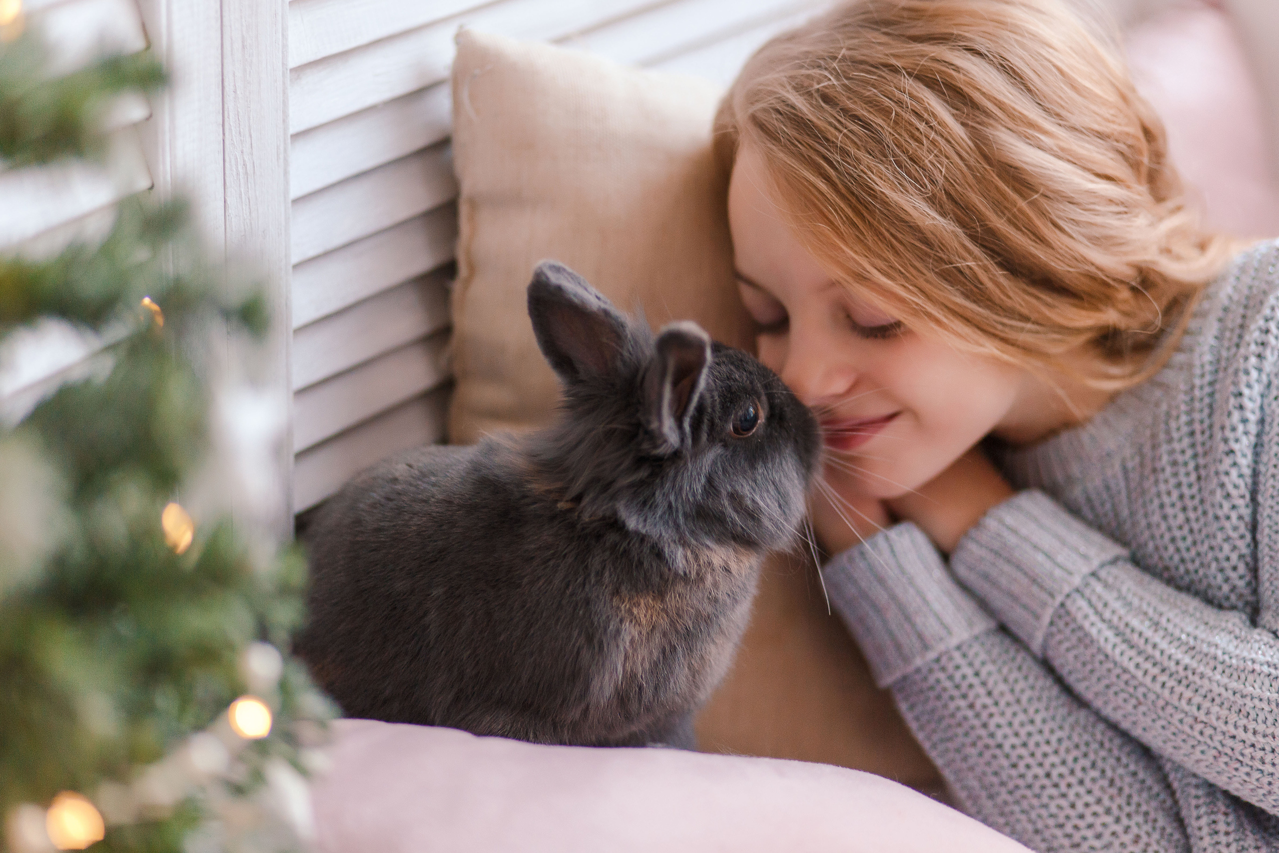 Семейная фотосессия в фотостудии и на природе в Твери. Свадебный и семейный фотограф в Твери и Тверской области