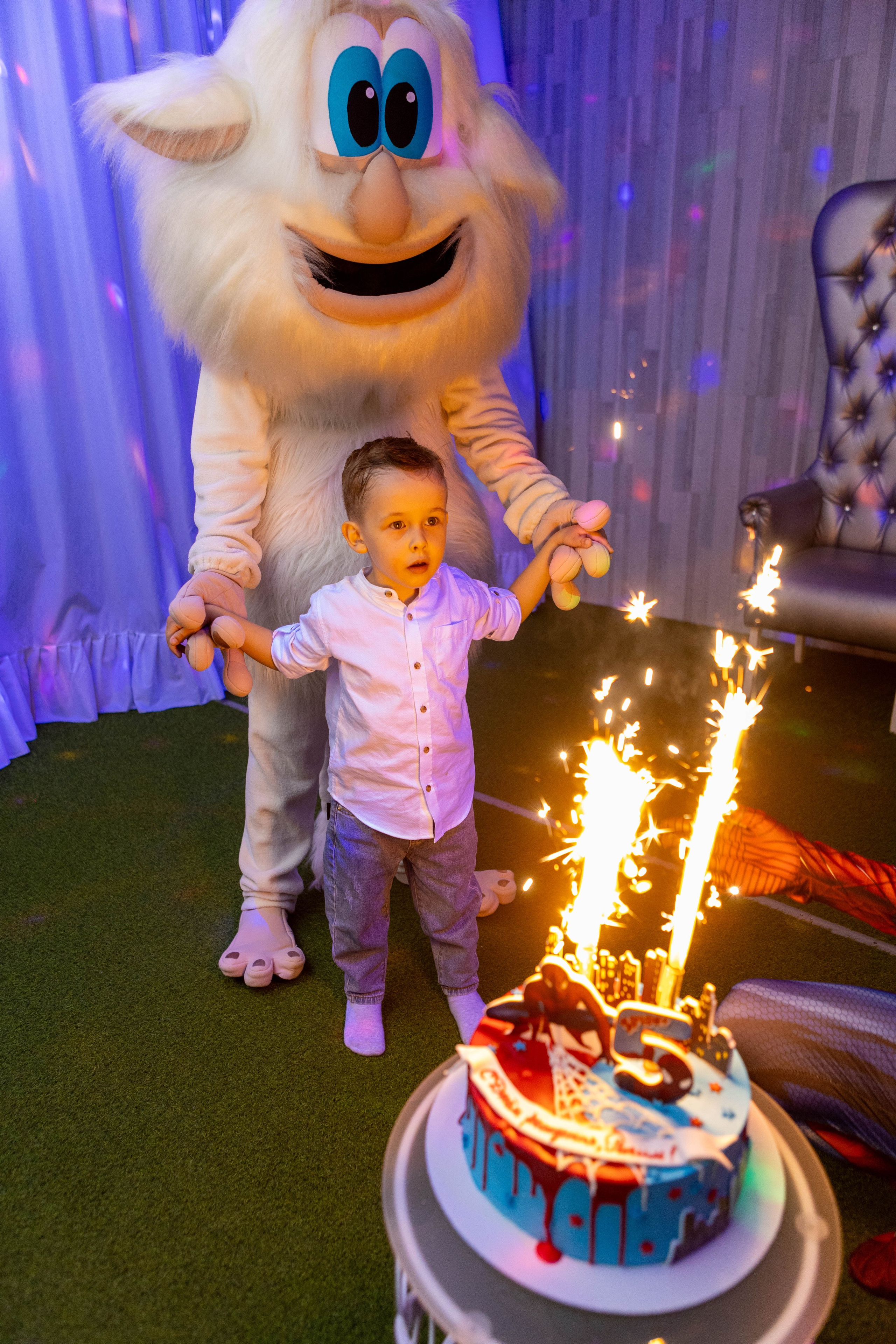 «Супергеройская вечеринка». Свадебный и предметный фотограф Ренат Каламперов