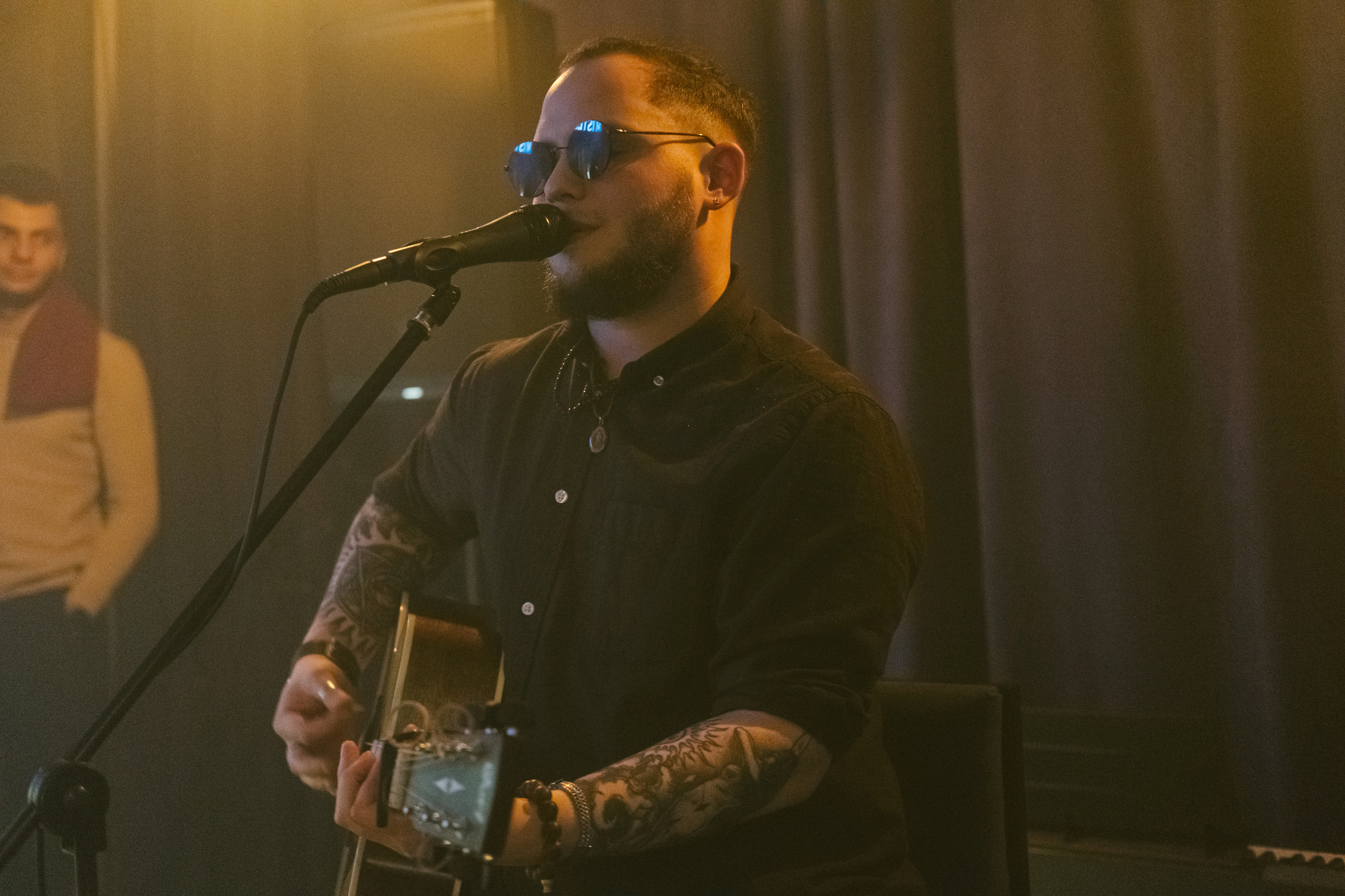 Концерт в кальянной Мистери. Фотограф в Иркутске Анна Мирошникова