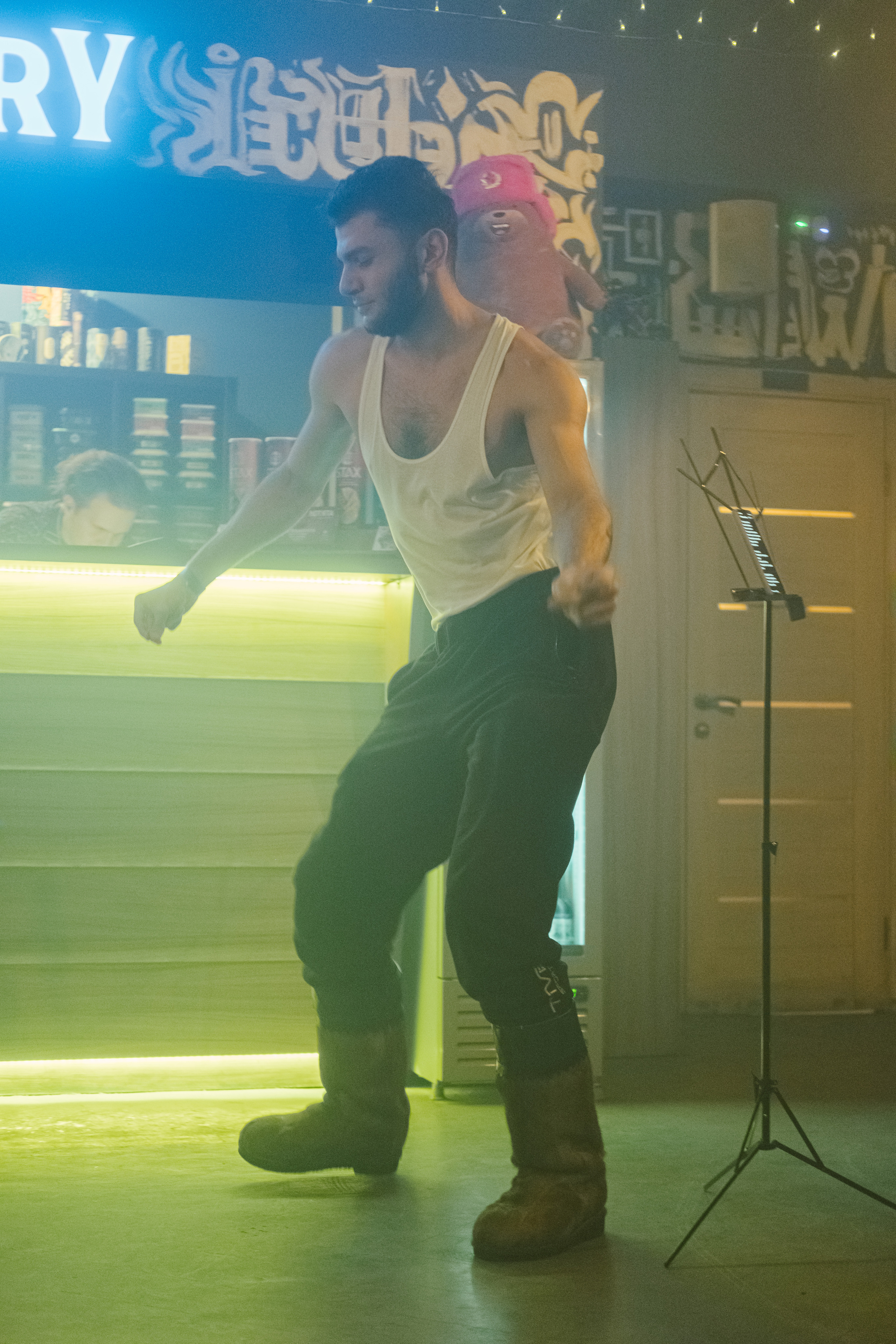 Концерт в кальянной Мистери. Фотограф в Иркутске Анна Мирошникова