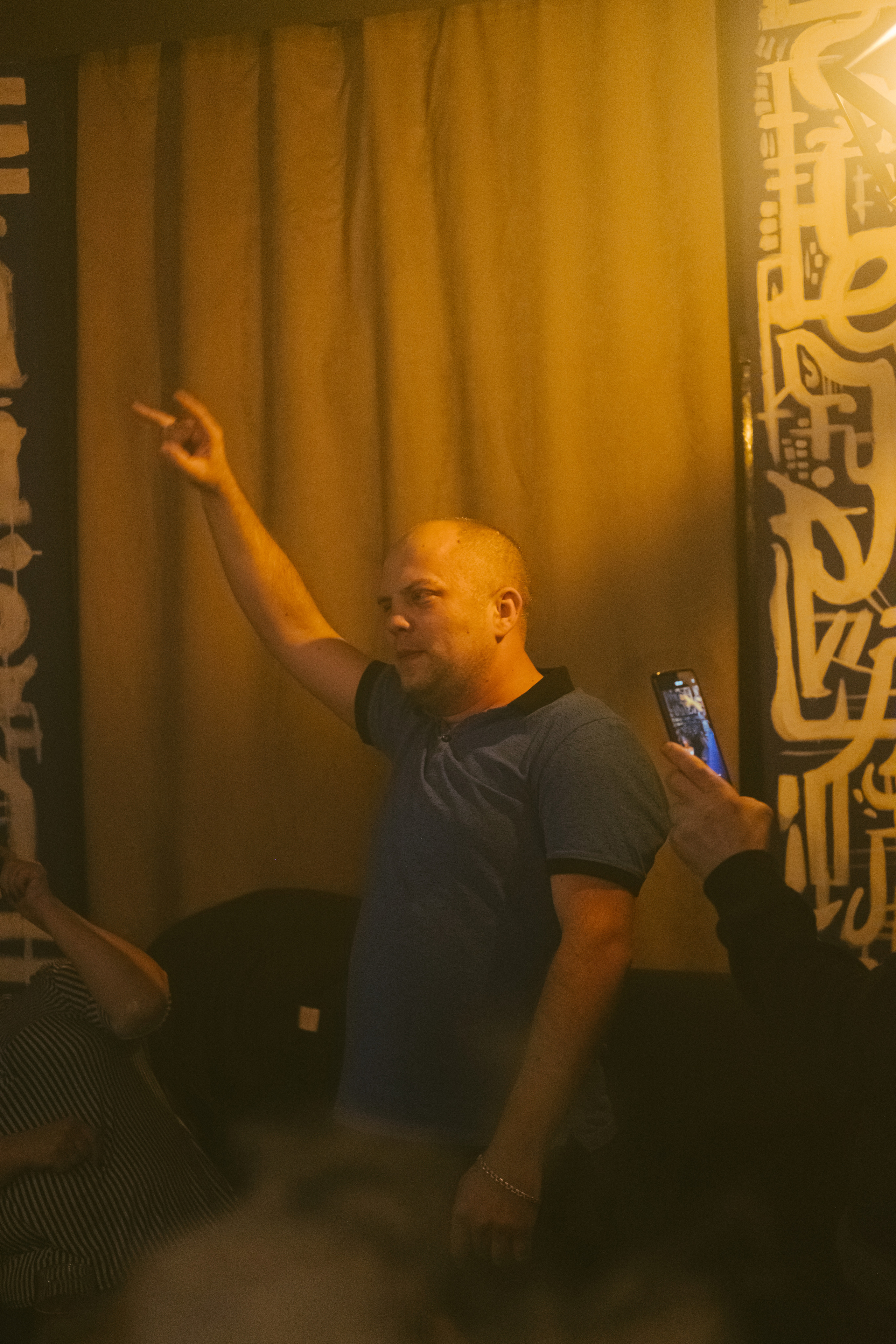 Концерт в кальянной Мистери. Фотограф в Иркутске Анна Мирошникова