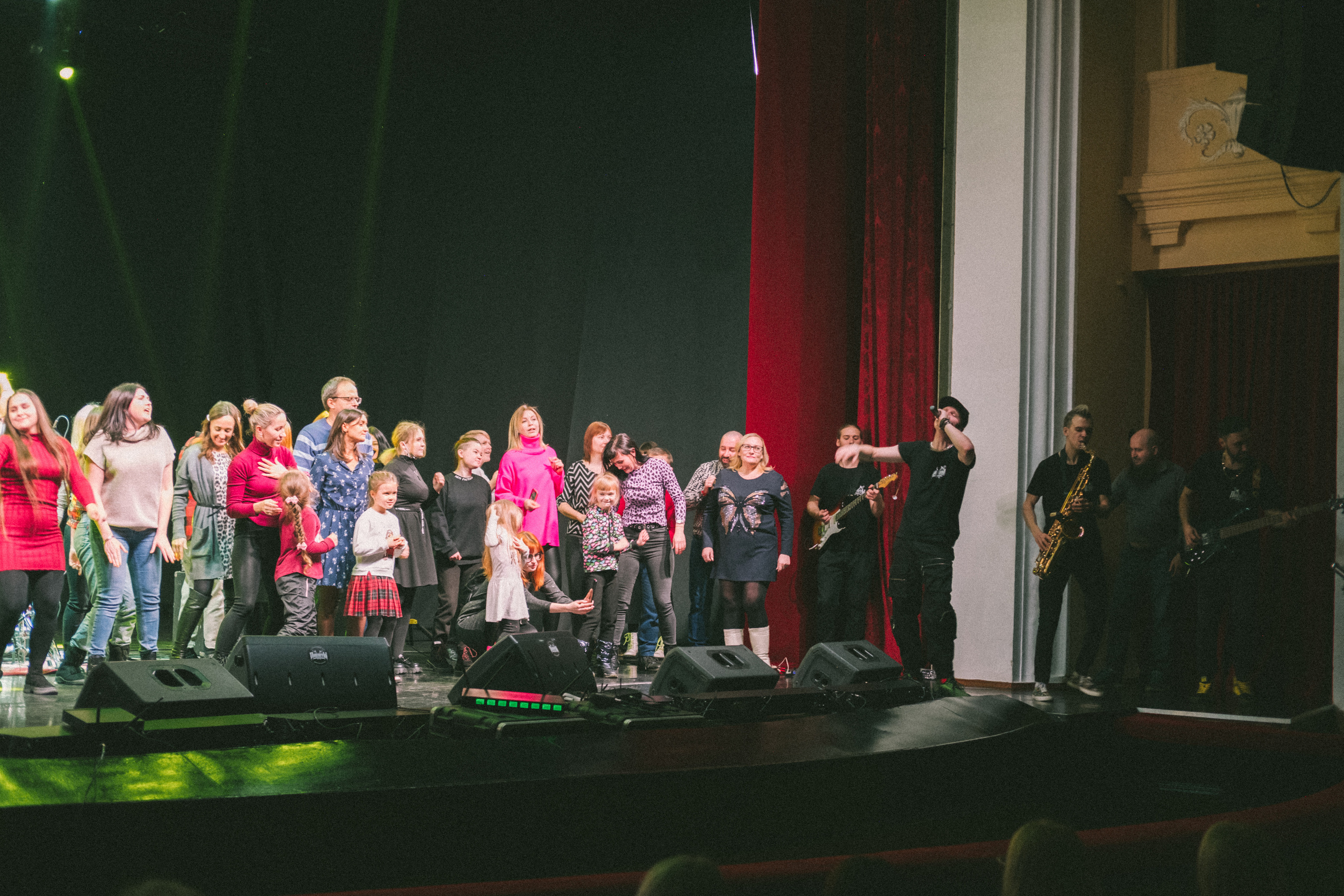 Концерт музыкальной группы. Фотограф в Иркутске Анна Мирошникова