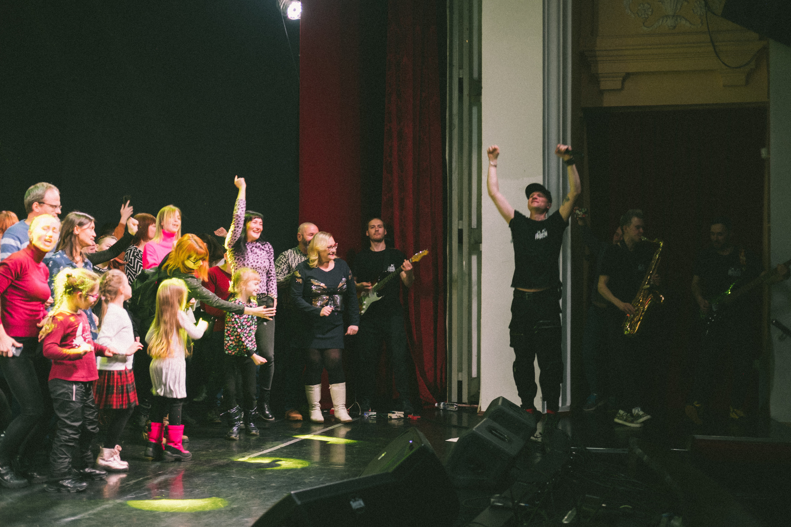 Концерт музыкальной группы. Фотограф в Иркутске Анна Мирошникова