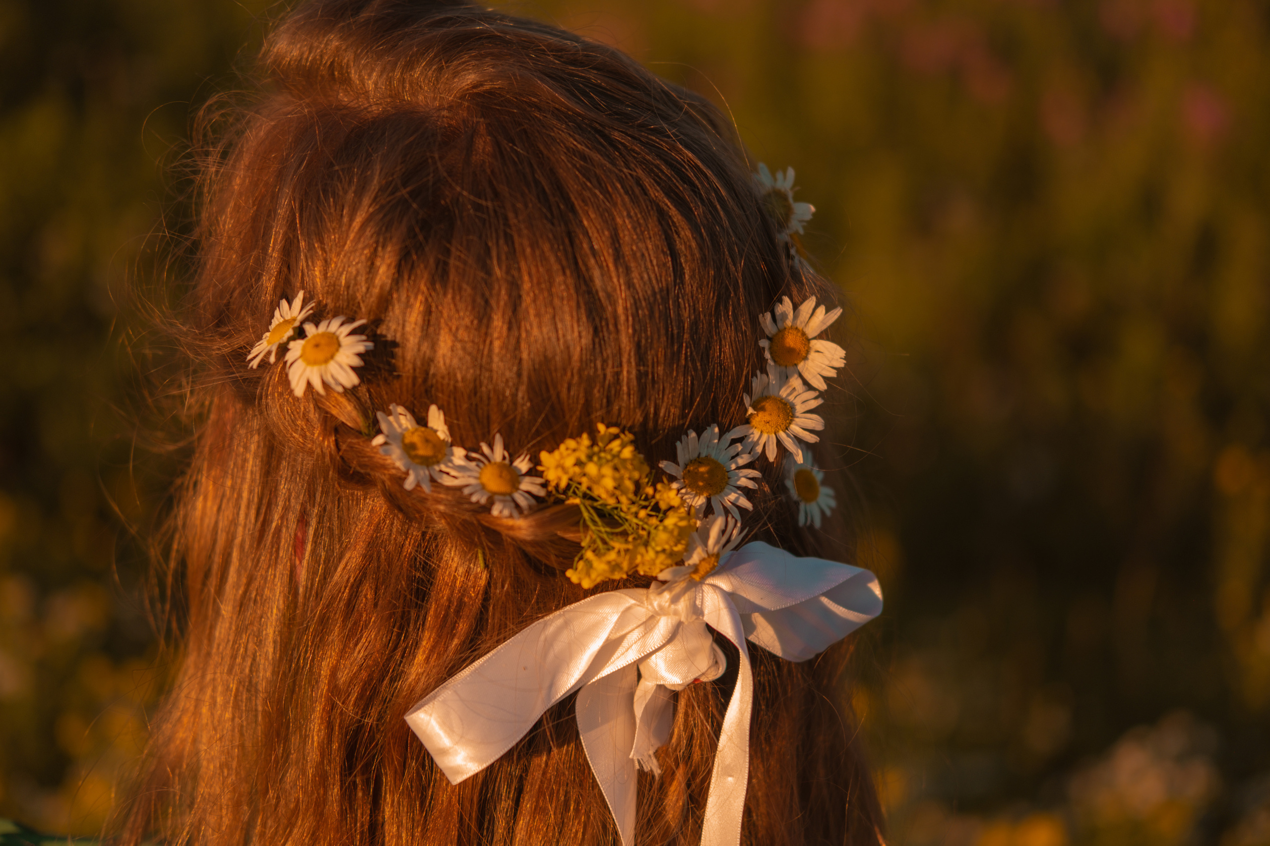 Танюша в поле цветов. Фотограф в Иркутске Анна Мирошникова